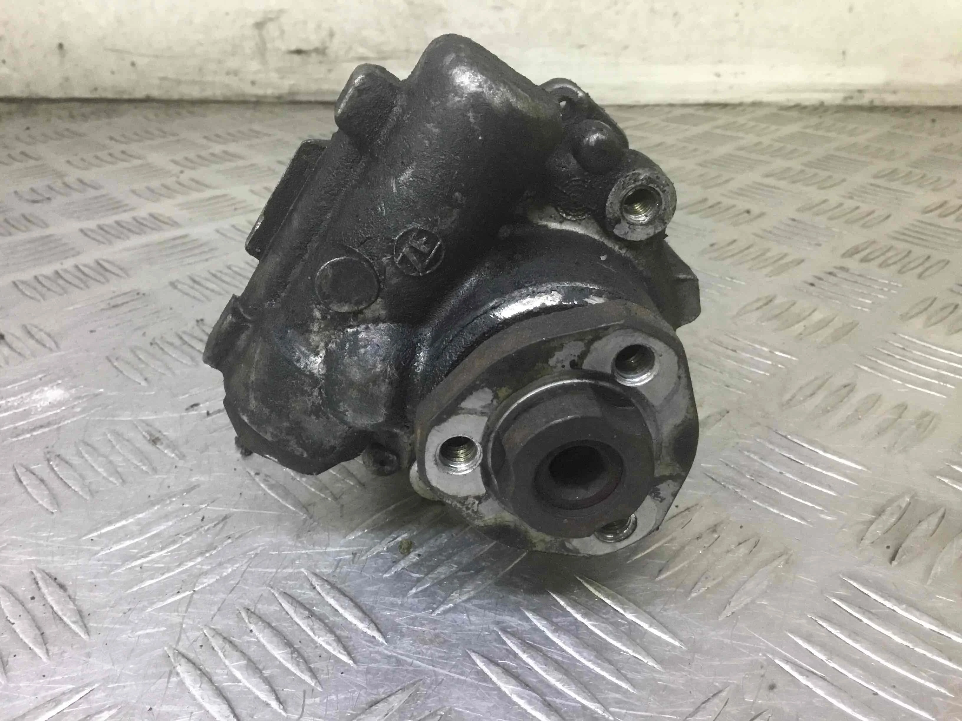 Насос гидроусилителя руля Audi A3 8L [рестайлинг] (2000-2003) дизель 1.9 TDI Механика Х/б