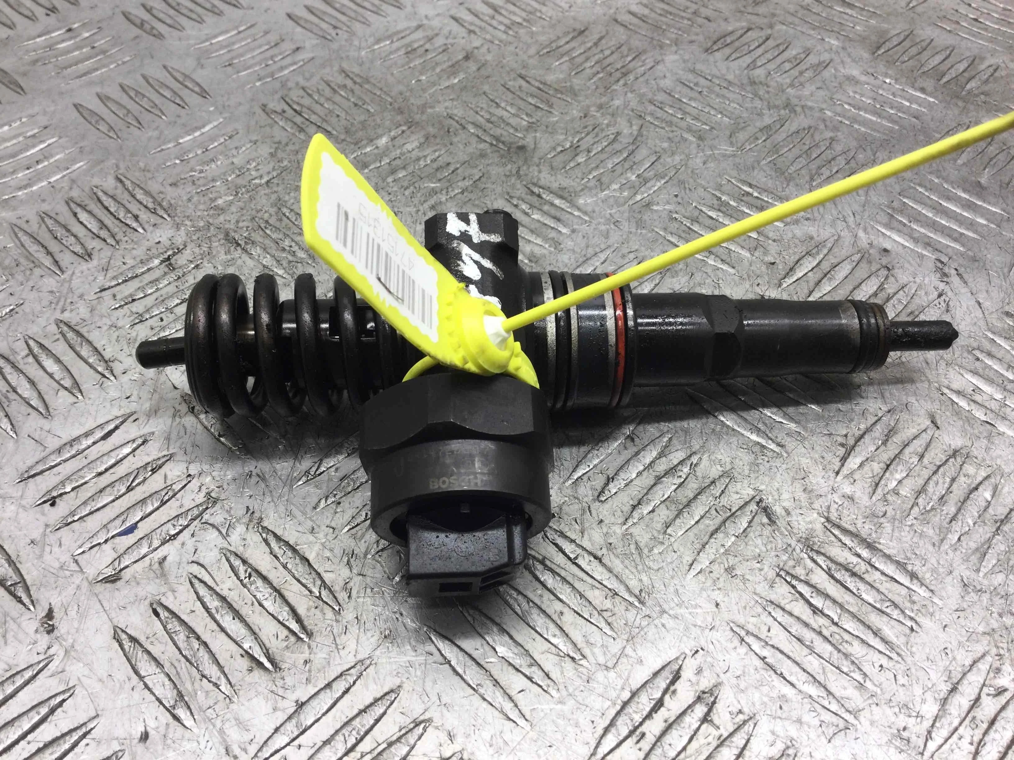 Форсунка Volkswagen Polo 3 поколение (1994-2001) дизель 1.4 TDI Механика Седан