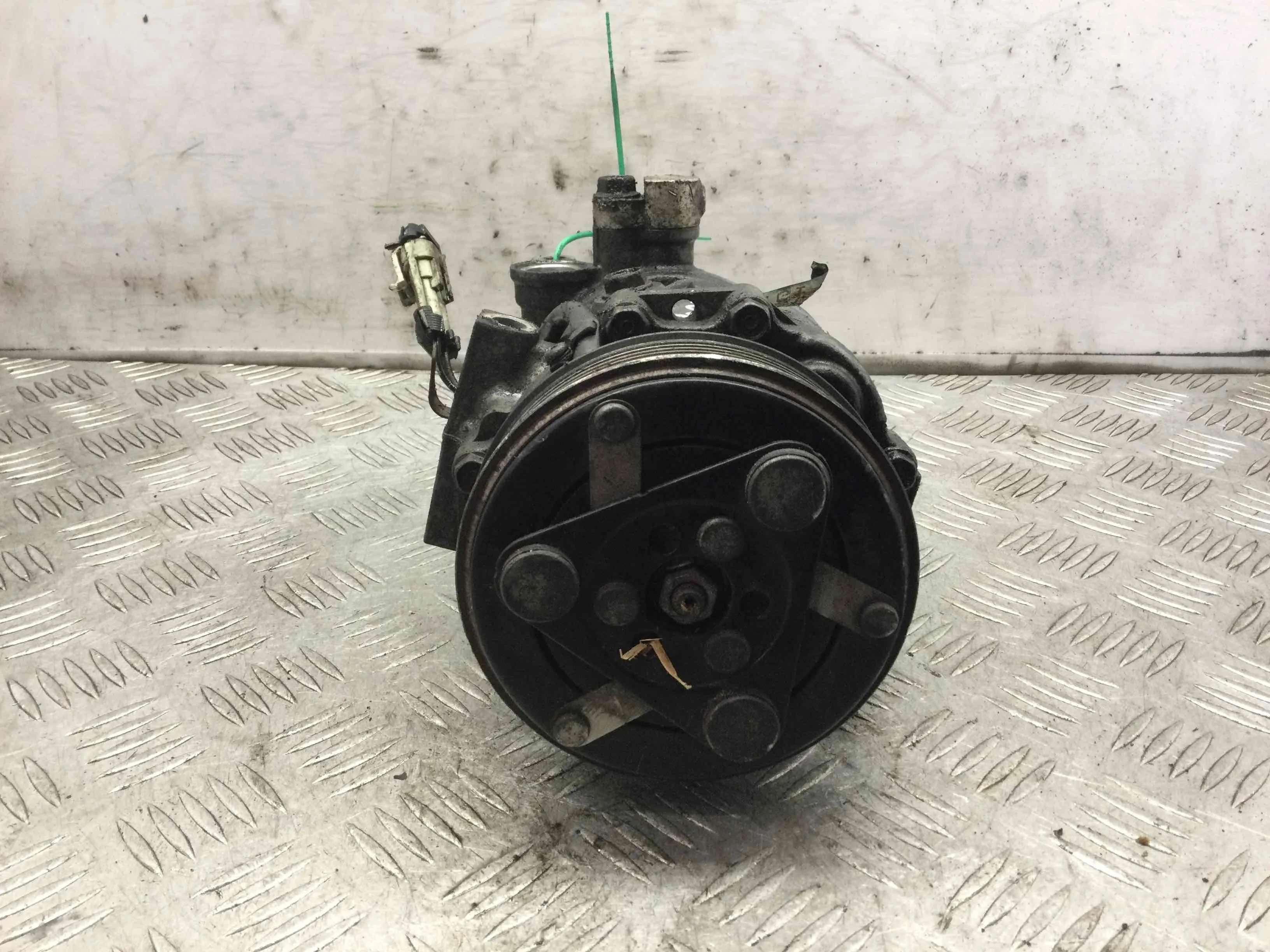 Компрессор кондиционера Opel Corsa C (2000-2003) дизель 1.3 CDTi Механика Седан