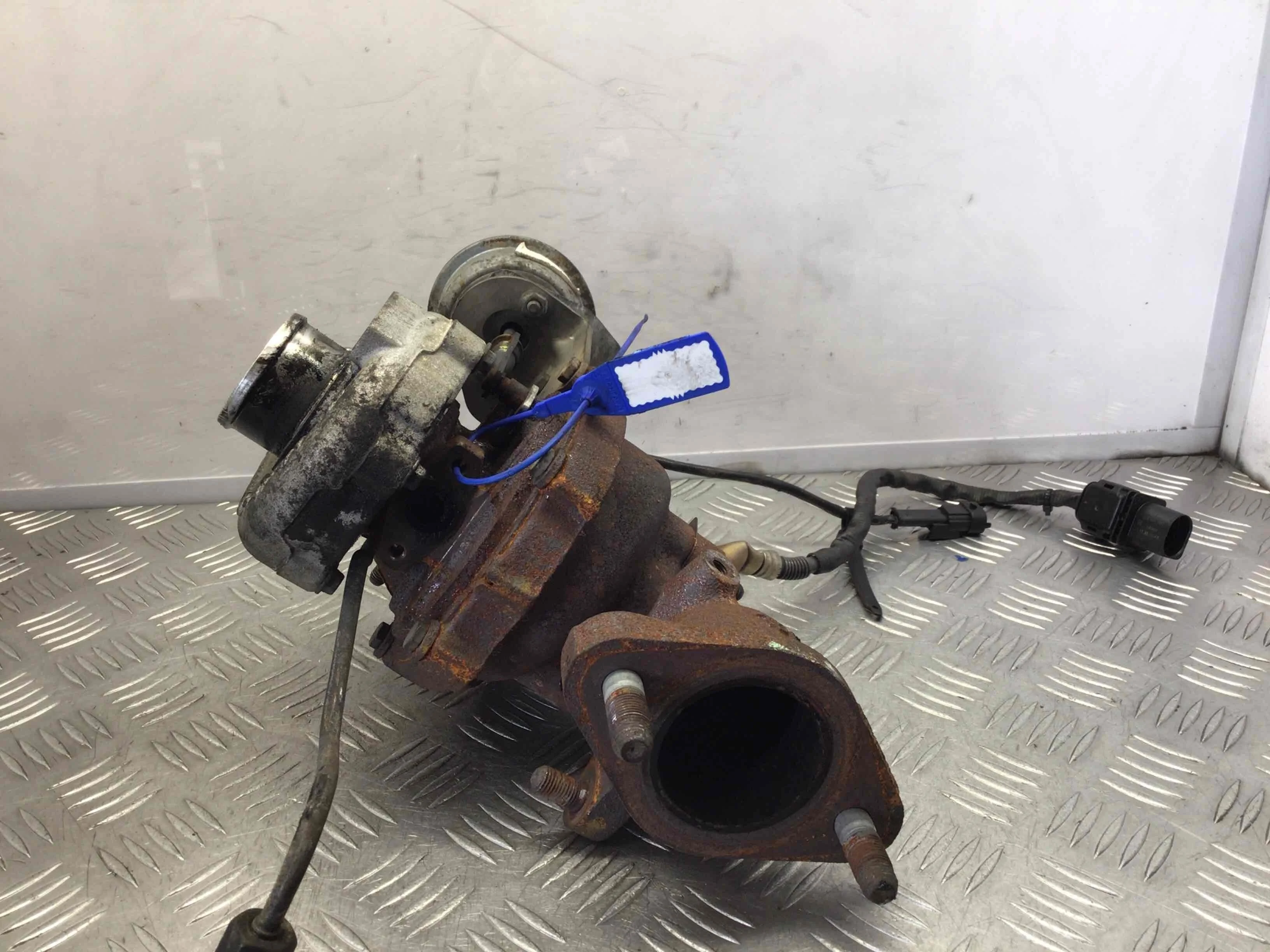 Турбина Hyundai Tucson 1 поколение (JM) (2004-2010) дизель 2.0 CRDi Механика