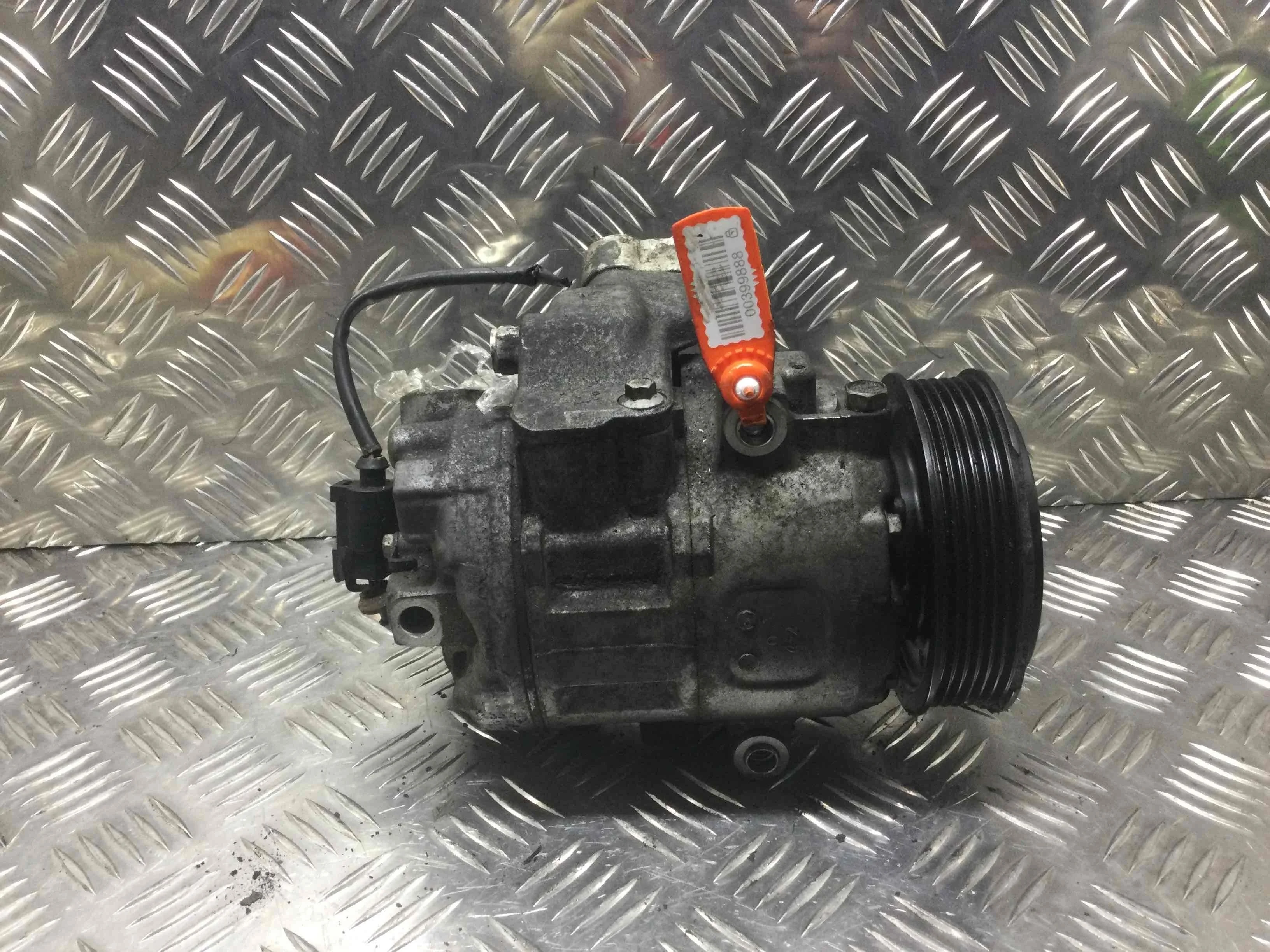 Компрессор кондиционера Volkswagen Polo 4 поколение (2001-2005) дизель 1.4 TDI Механика Седан