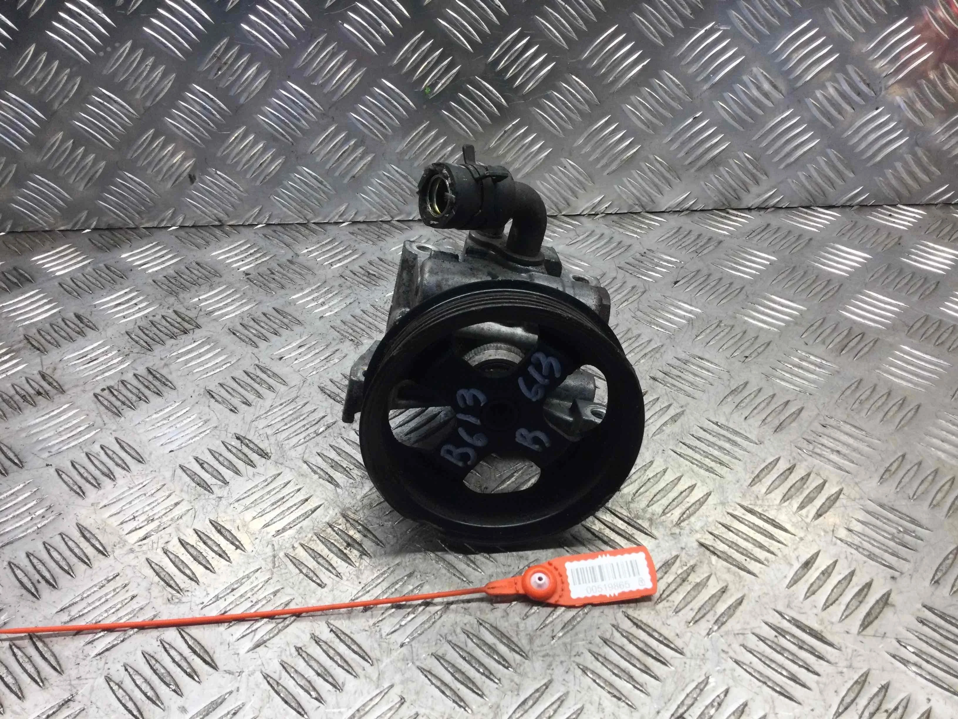 Насос гидроусилителя руля Ford Transit Connect 1 поколение (2002-2009) дизель 1.8 TDI Механика Микроавтобус