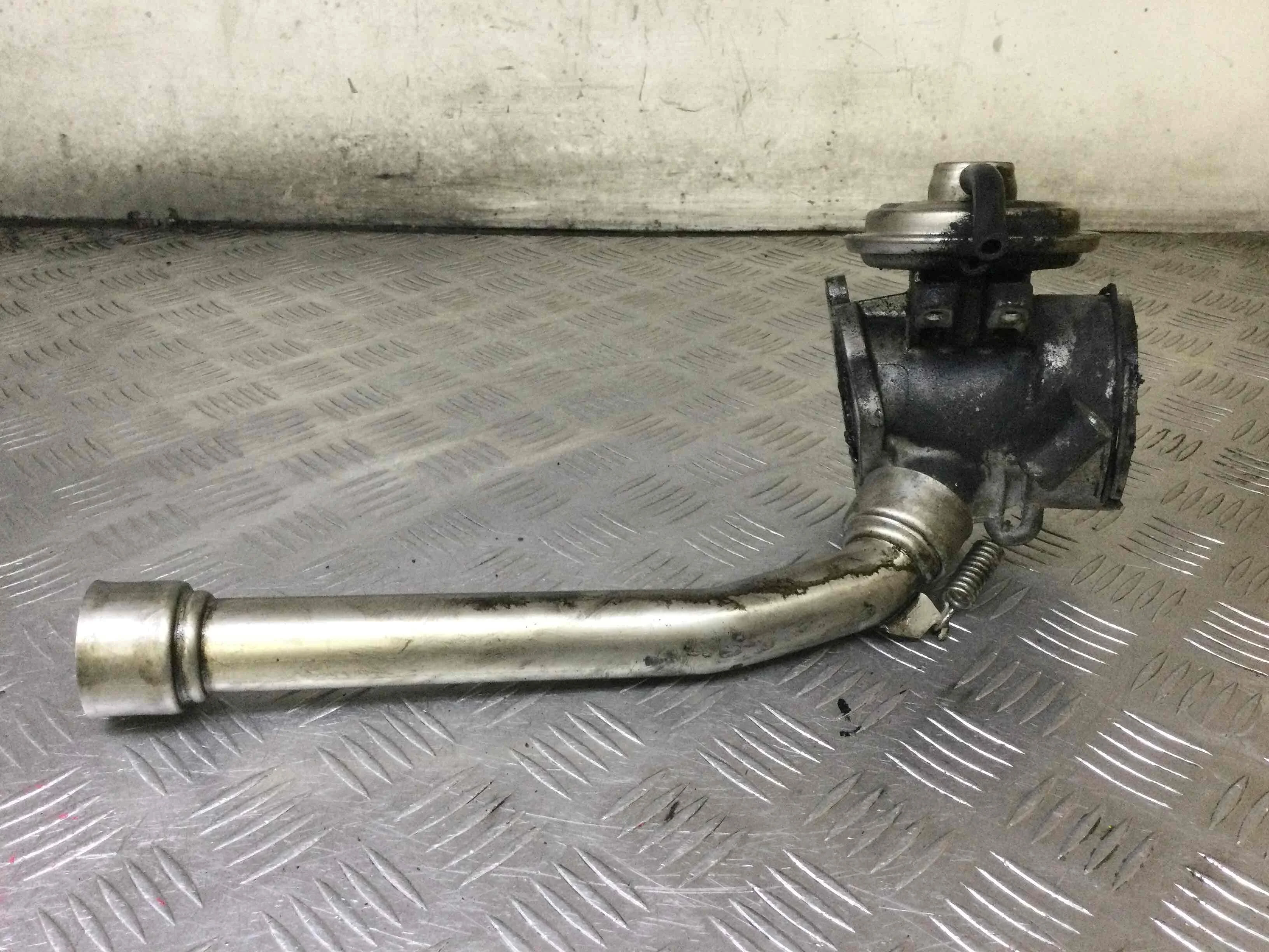 Клапан EGR Mercedes C-klasse W203/S203/CL203 (2000-2004) дизель 2.2 CDI Автомат Седан