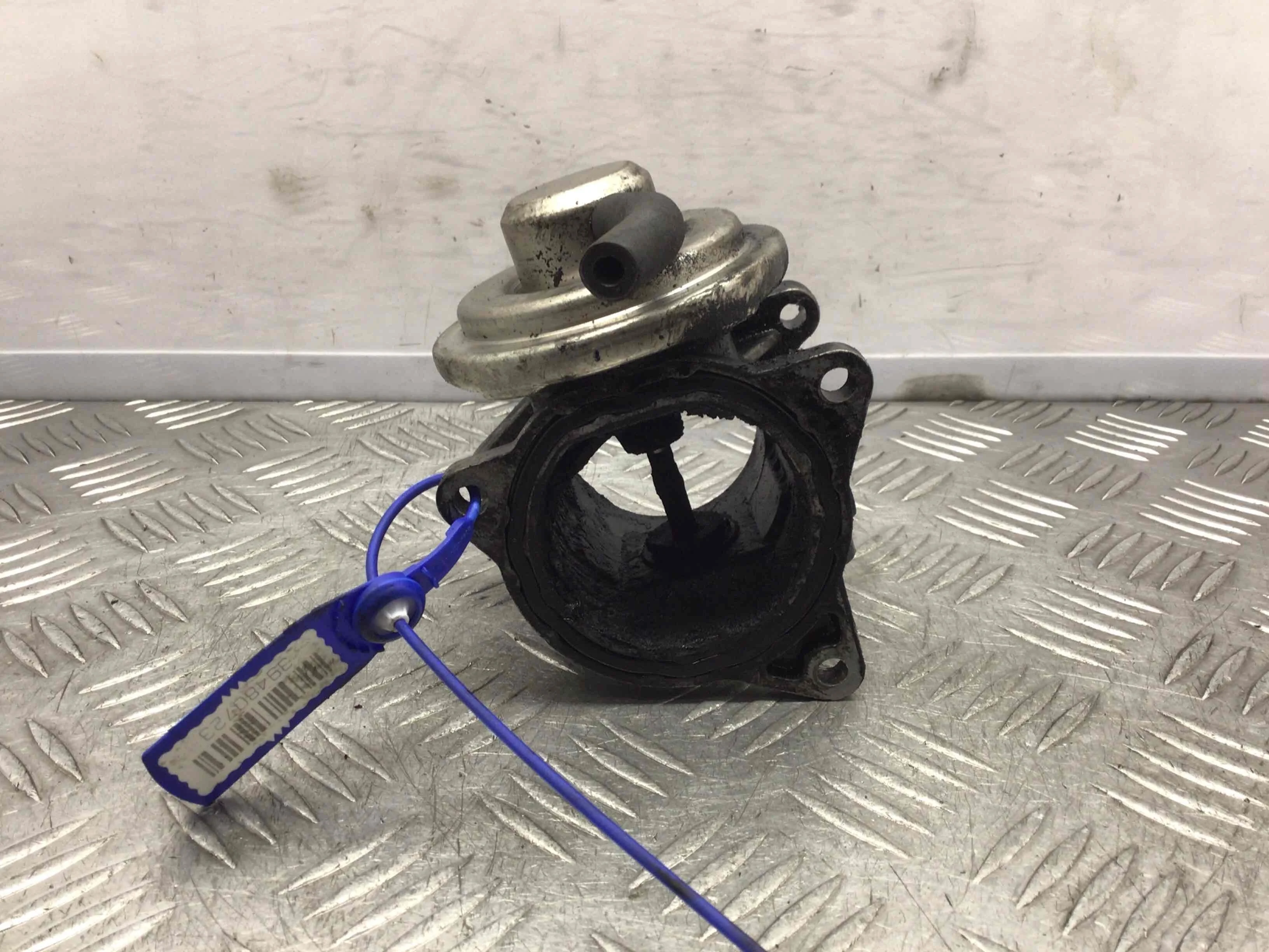 Клапан EGR Mitsubishi Grandis 1 поколение 2003 - 2011 дизель 2.0 TDI Механика Седан