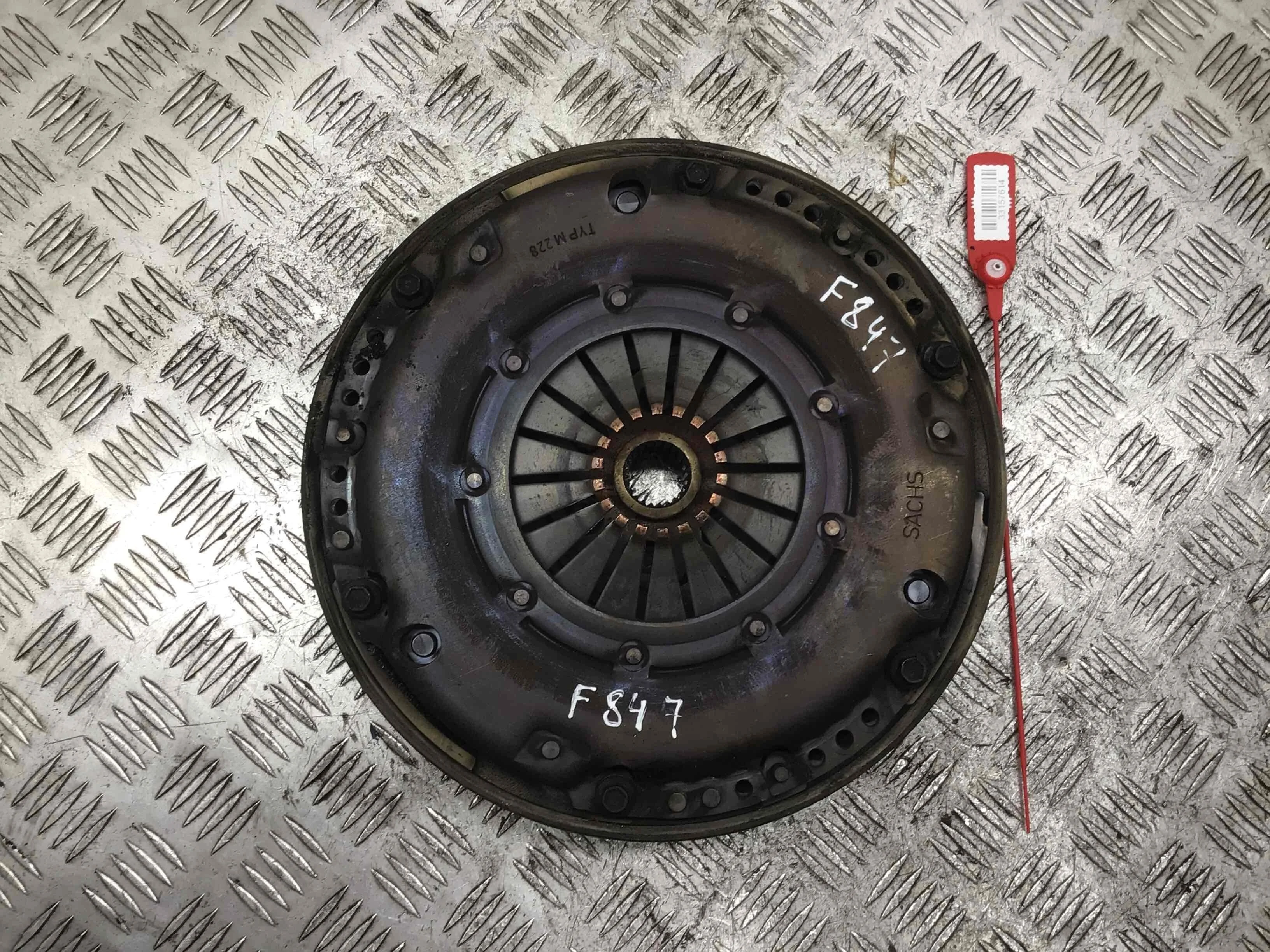 Маховик Ford C-MAX 1 поколение (2003-2007) бензин 1.8 i Механика Седан