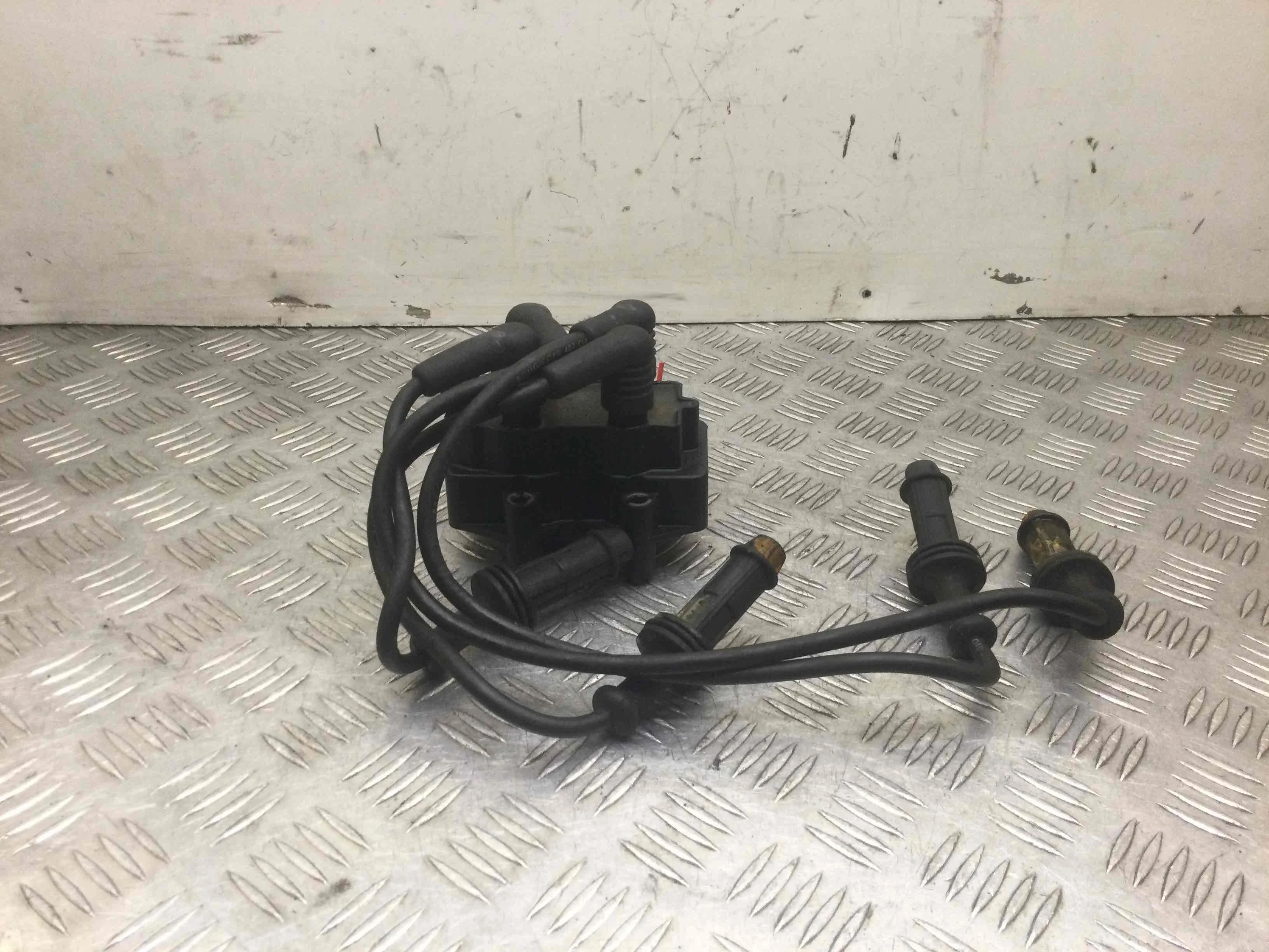 Катушка зажигания Citroen Saxo 1996 - 2003 бензин 1.4 i Автомат Х/б