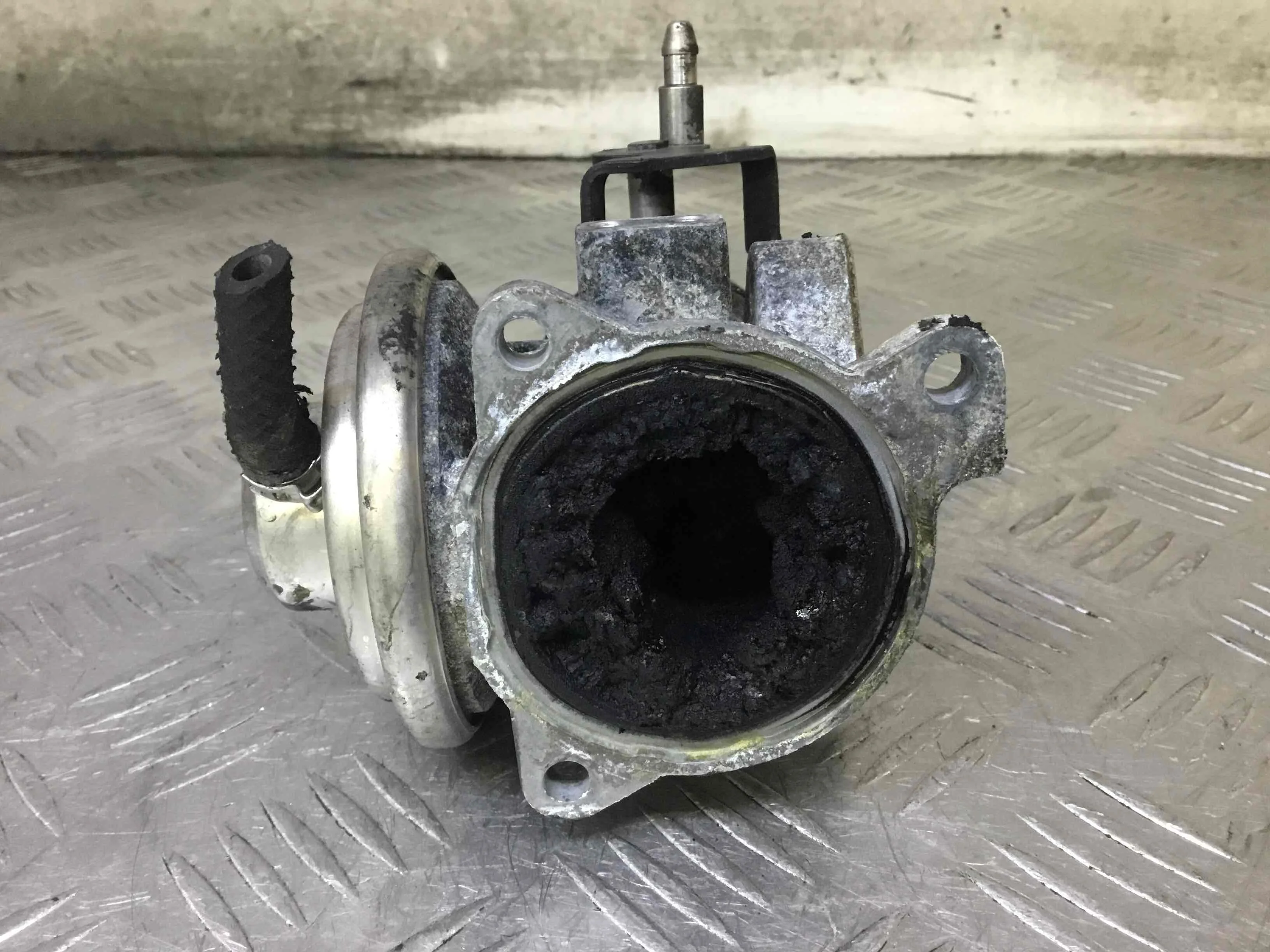 Клапан EGR Audi A3 8L (1996-2000) дизель 1.9 TDI Механика Х/б