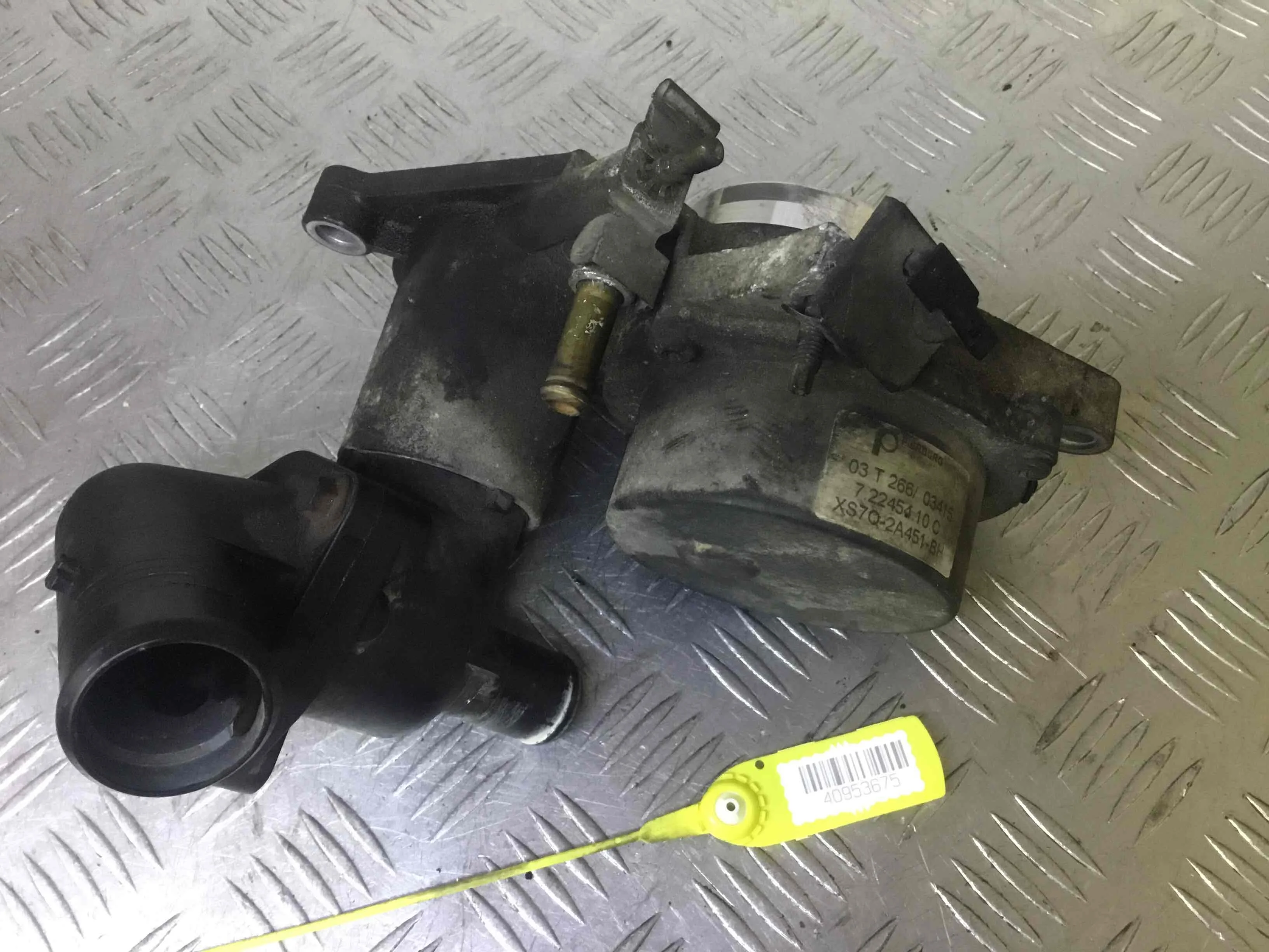 Насос вакуумный Ford Transit 3 поколение (2000-2006) дизель 2.0 Di Механика Микроавтобус