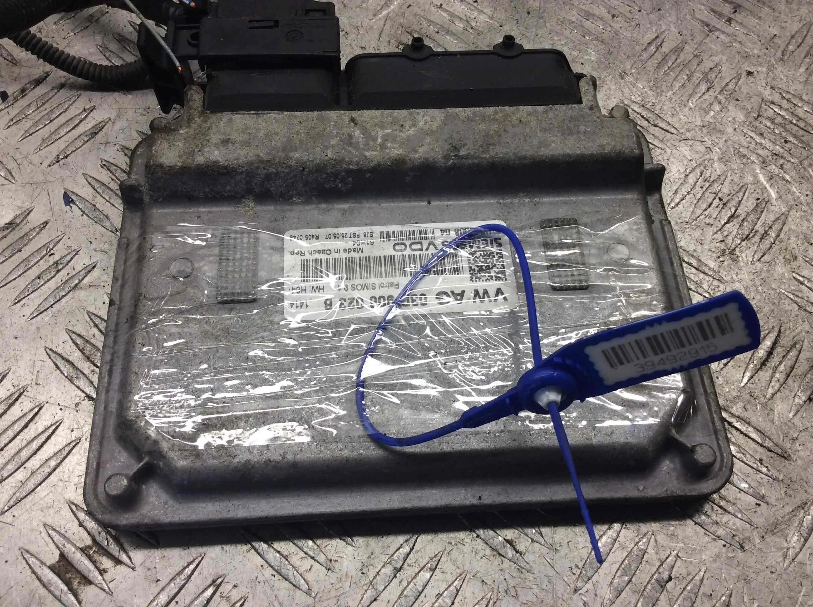 Блок управления двигателем Volkswagen Fox 1 поколение (2003-2009) бензин 1.2 i Механика Седан