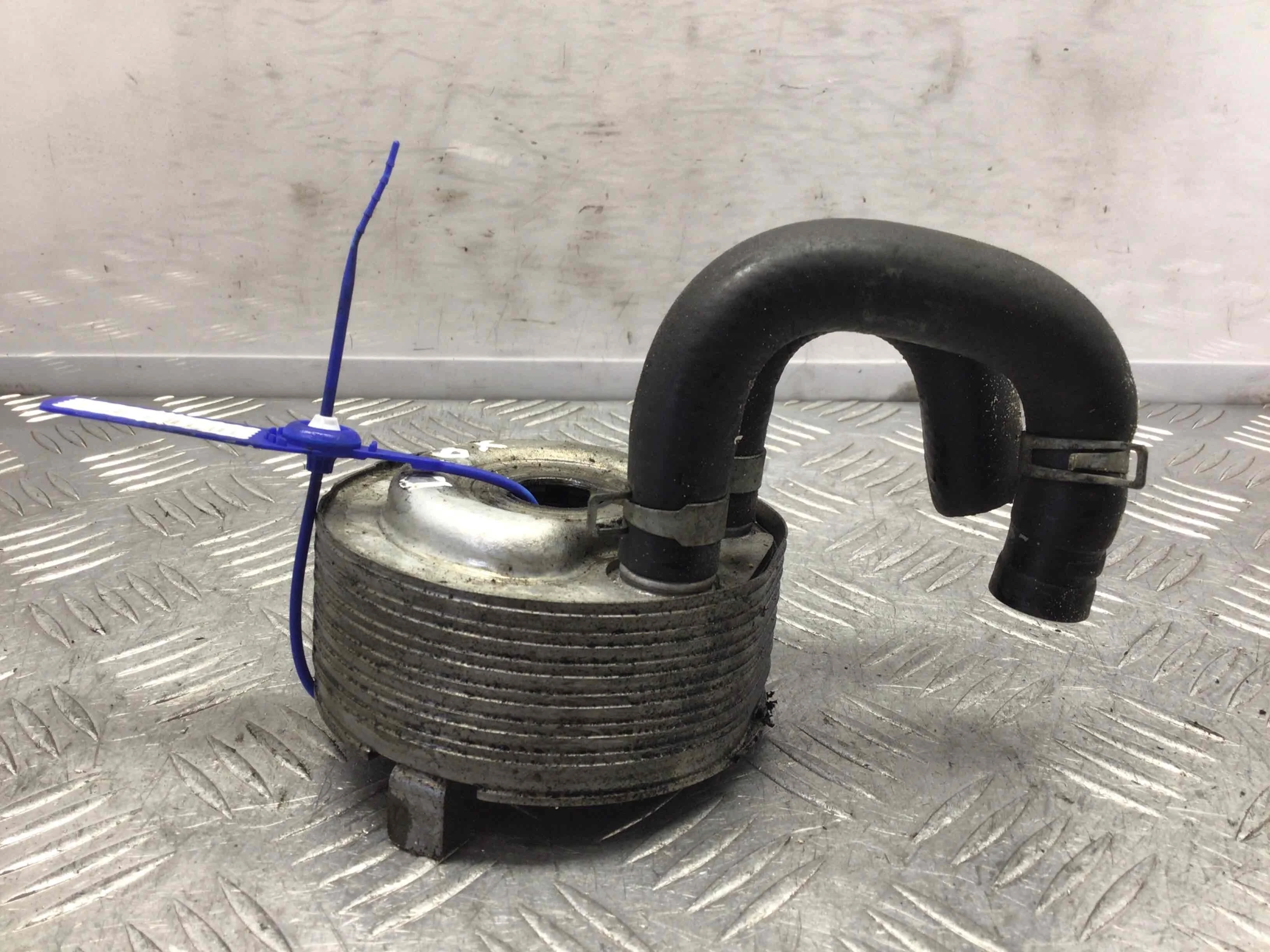 Теплообменник масляного фильтра Nissan X-Trail T30 (2001-2004) дизель 2.2 TDI Механика