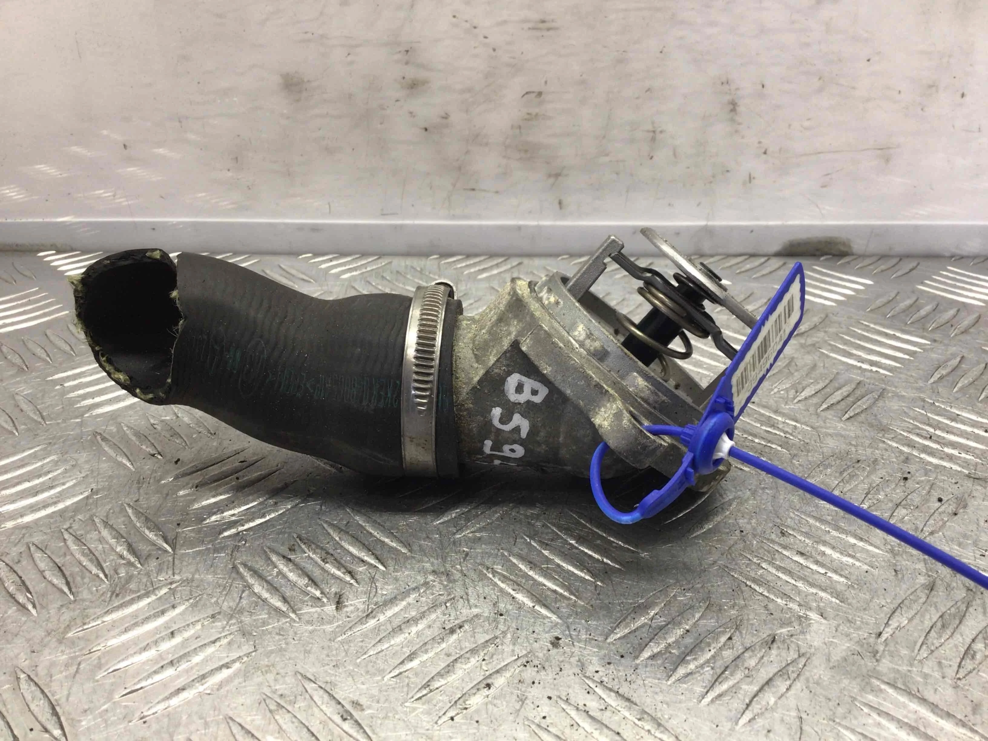 Корпус термостата Mercedes CLK W208/A208 [рестайлинг] (1999-2003) бензин 4.3 i Автомат Седан