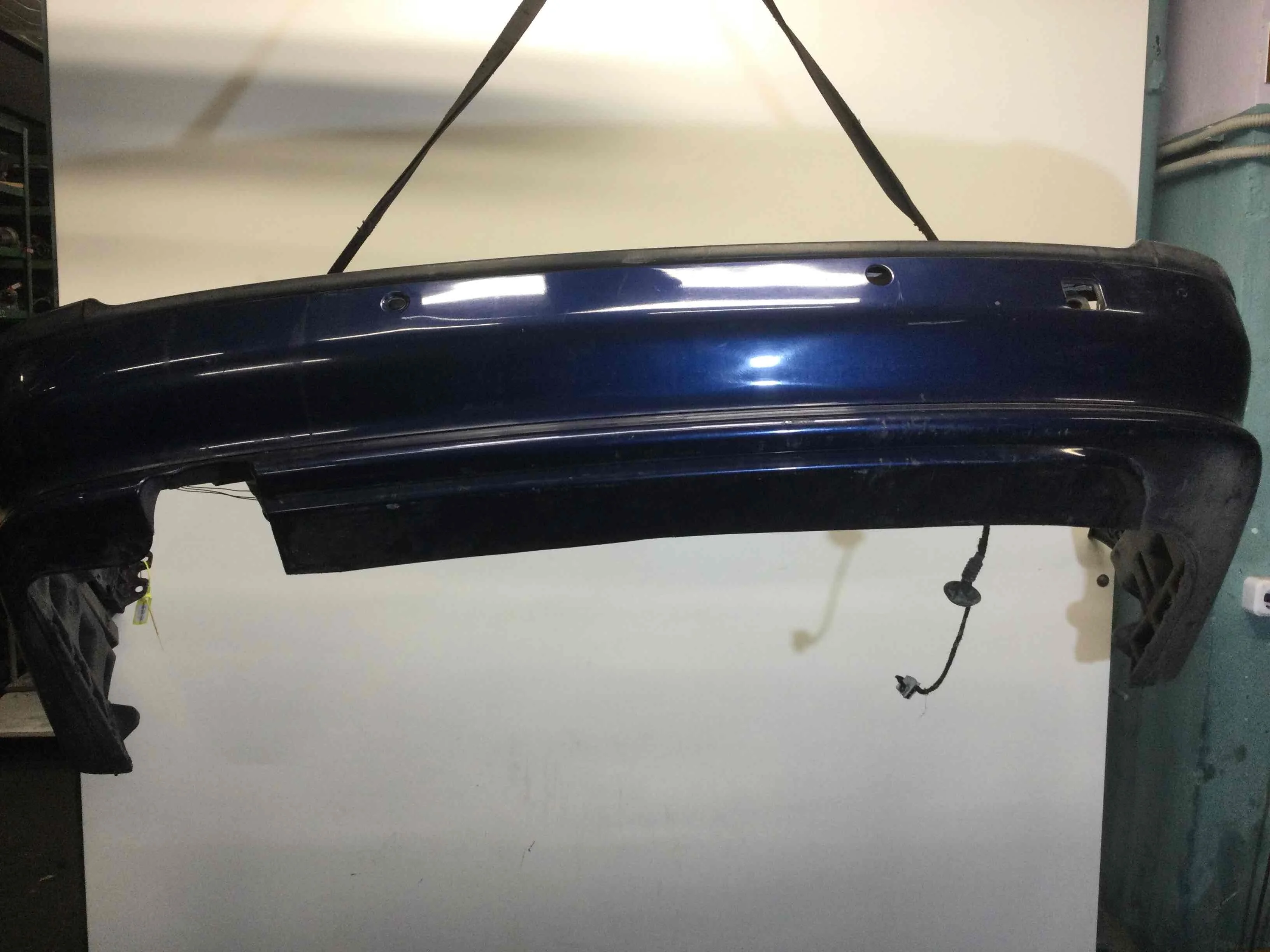 Бампер задний BMW 5-Series 5-Series E39 1995 - 2004 бензин 2.0 i Механика Универсал