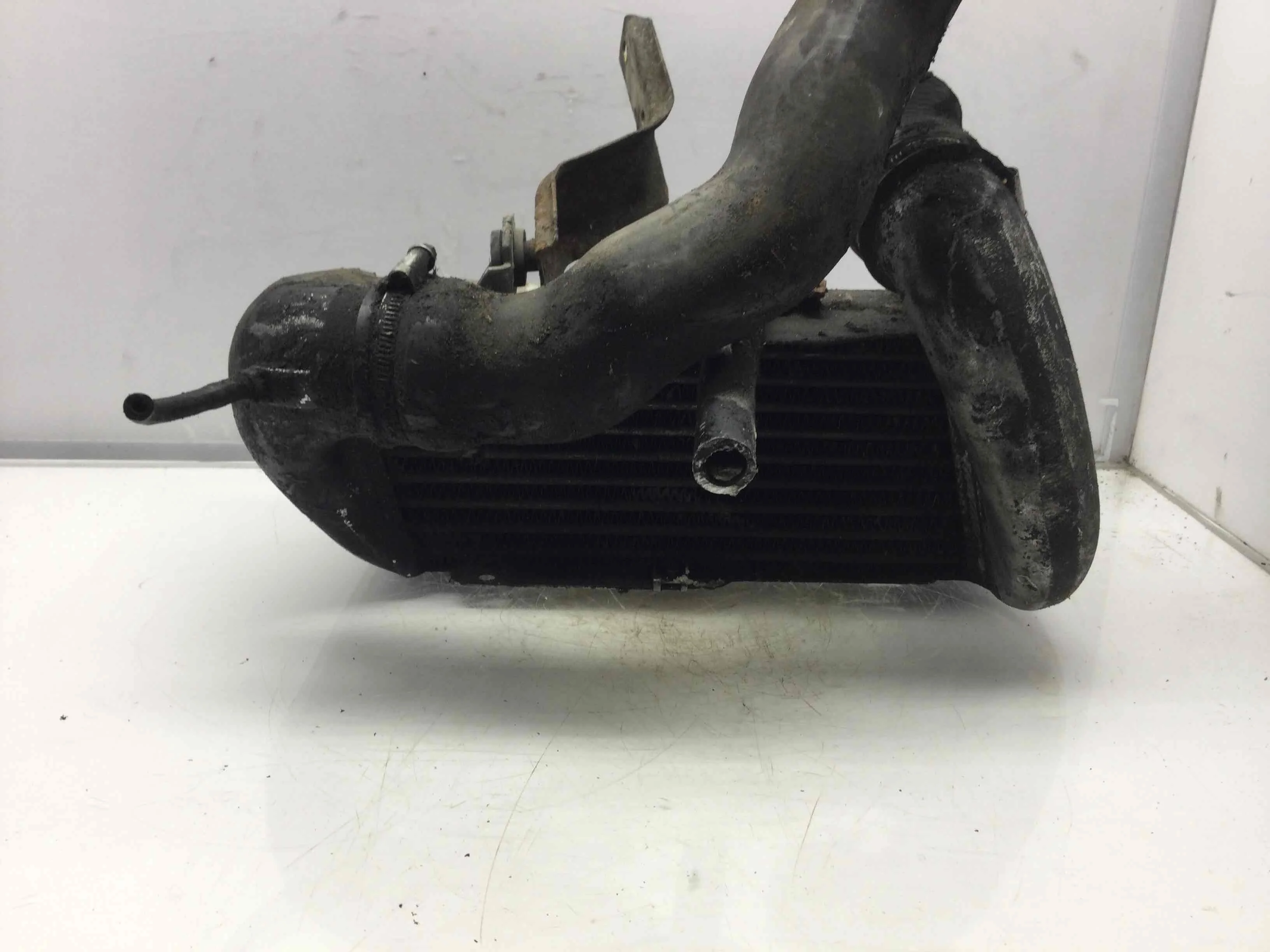 Интеркулер Audi A4 B5 (1994-1999) бензин 1.8 i Механика Седан