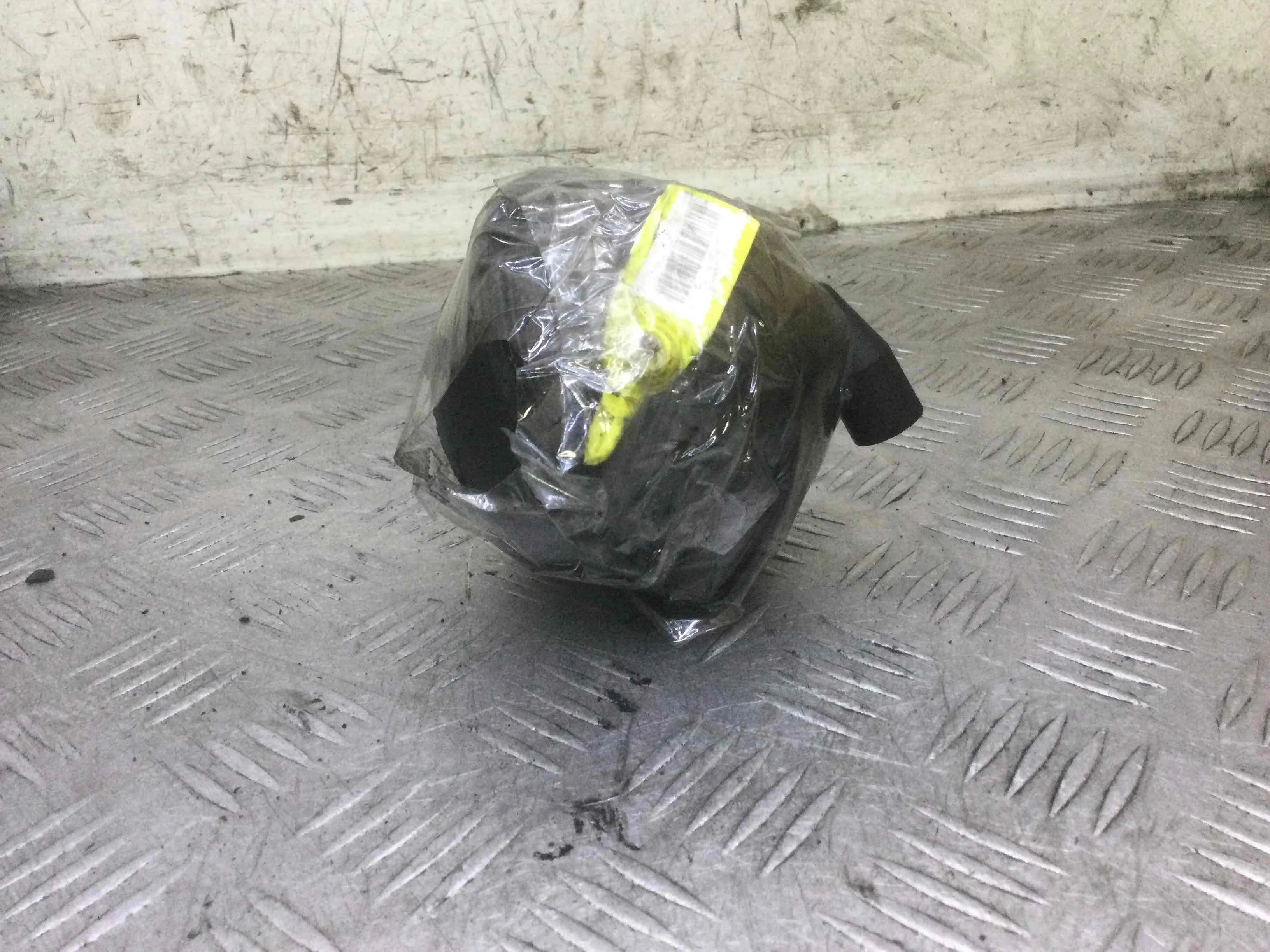 Вакуумный ресивер Volkswagen Sharan 1 поколение [рестайлинг] (2000-2003) дизель 1.9 TDI Механика Минивэн