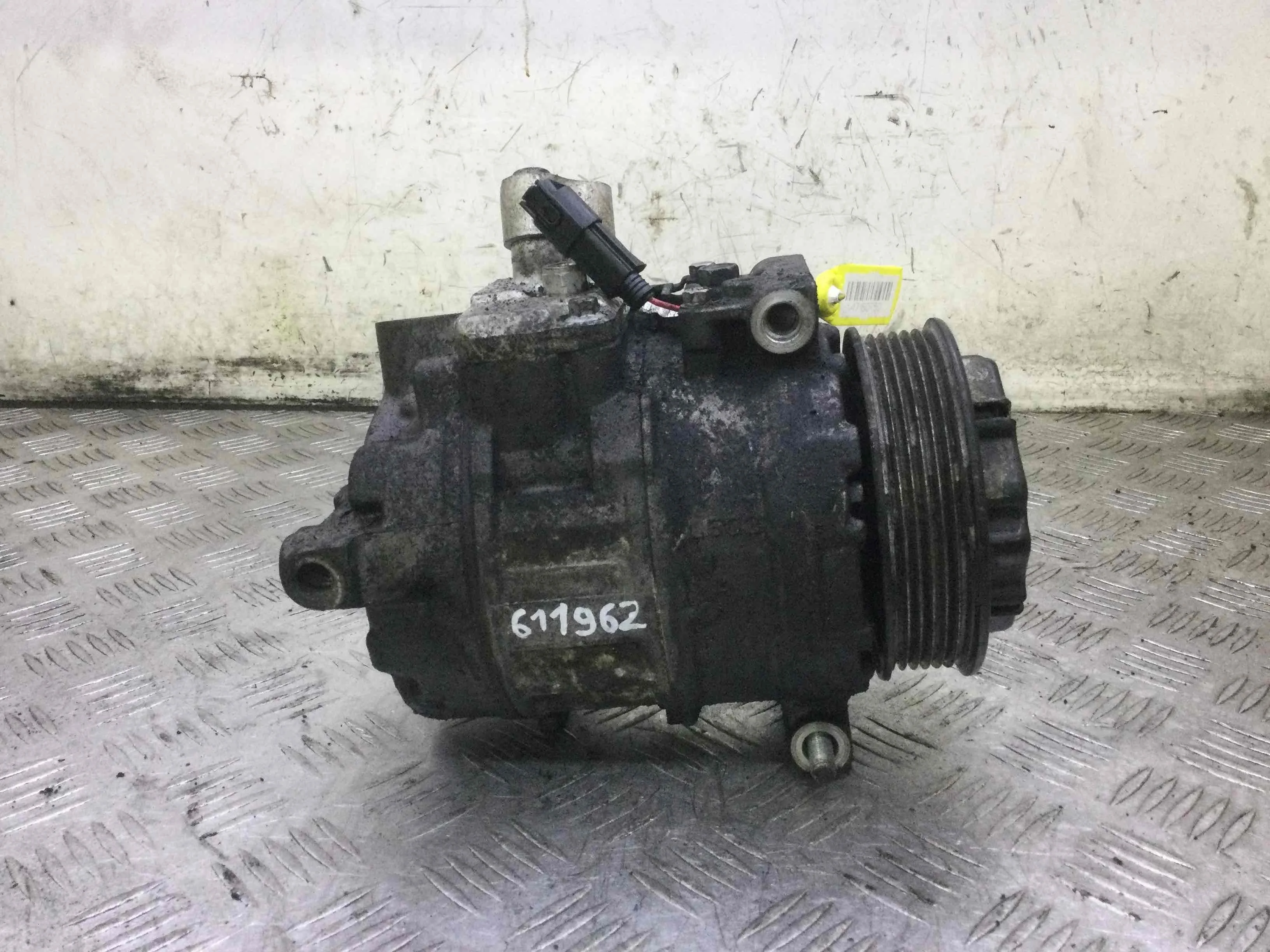 Компрессор кондиционера Mercedes C-klasse W203/S203/CL203 (2000-2004) дизель 2.2 CDI Автомат Седан