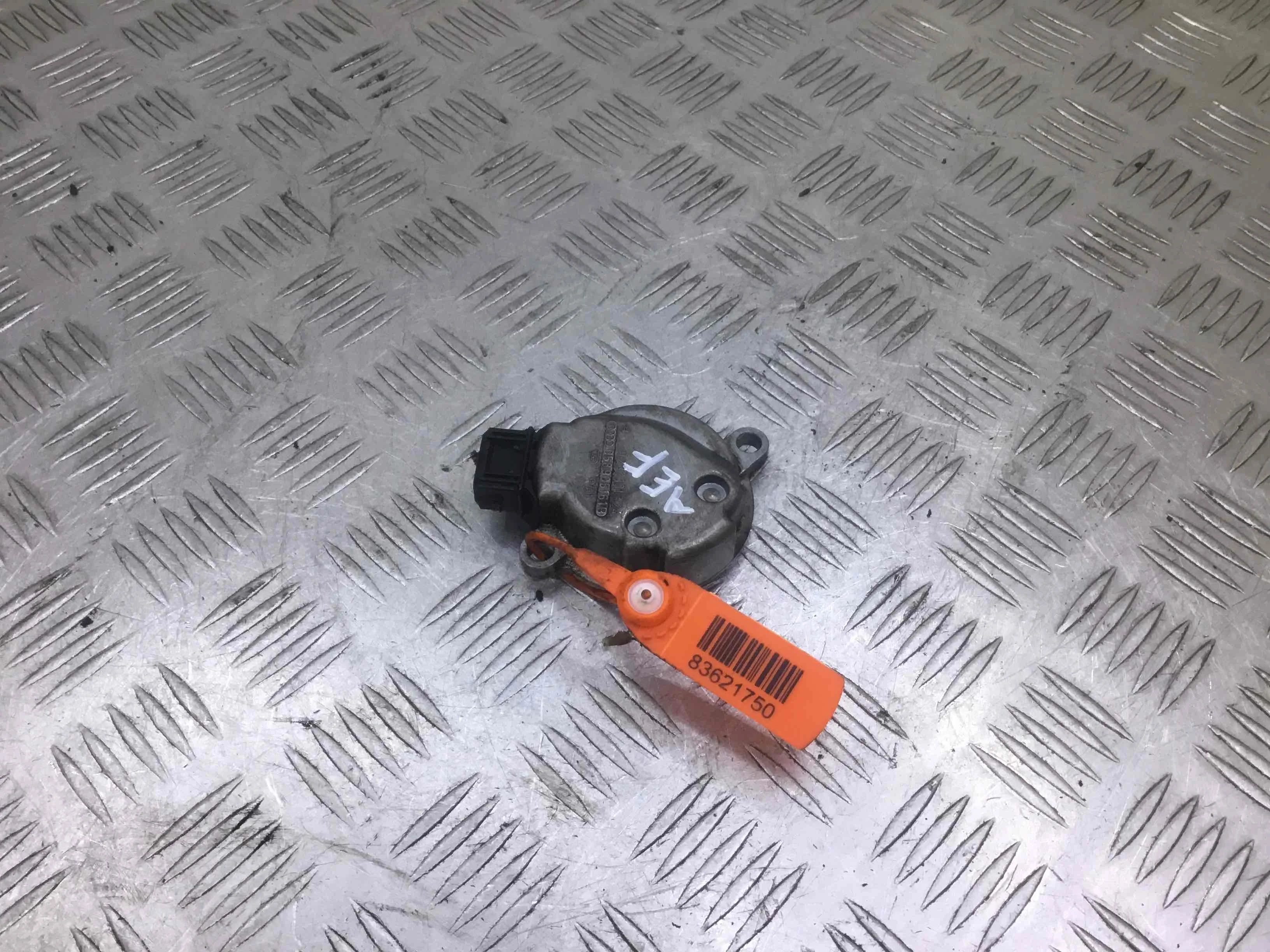 Датчик распредвала Volkswagen Polo 3 поколение (1994-2001) дизель 1.9 D Механика Седан