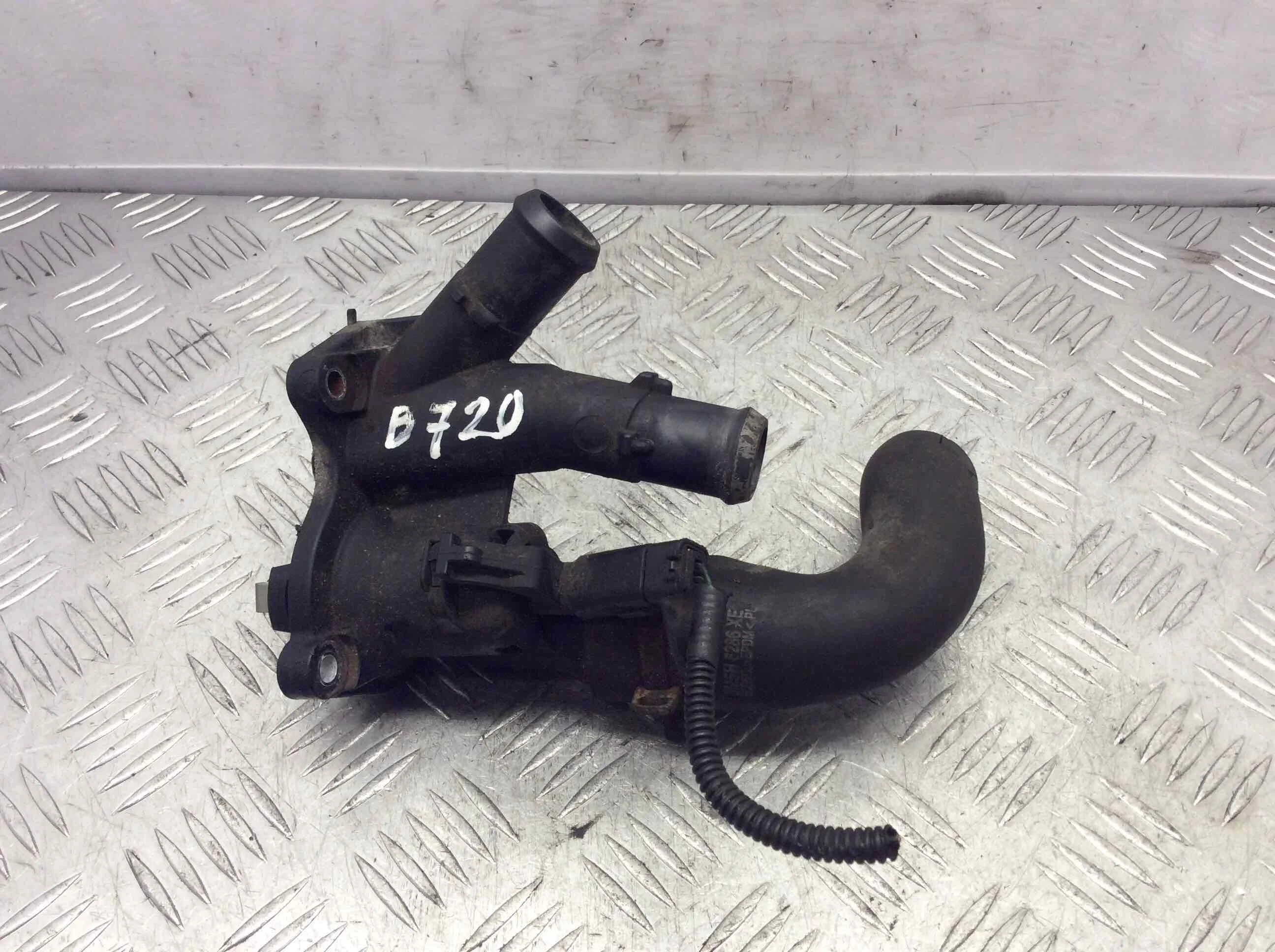 Корпус термостата Ford Focus 2 поколение (2005-2008) бензин 1.6 i Механика Седан