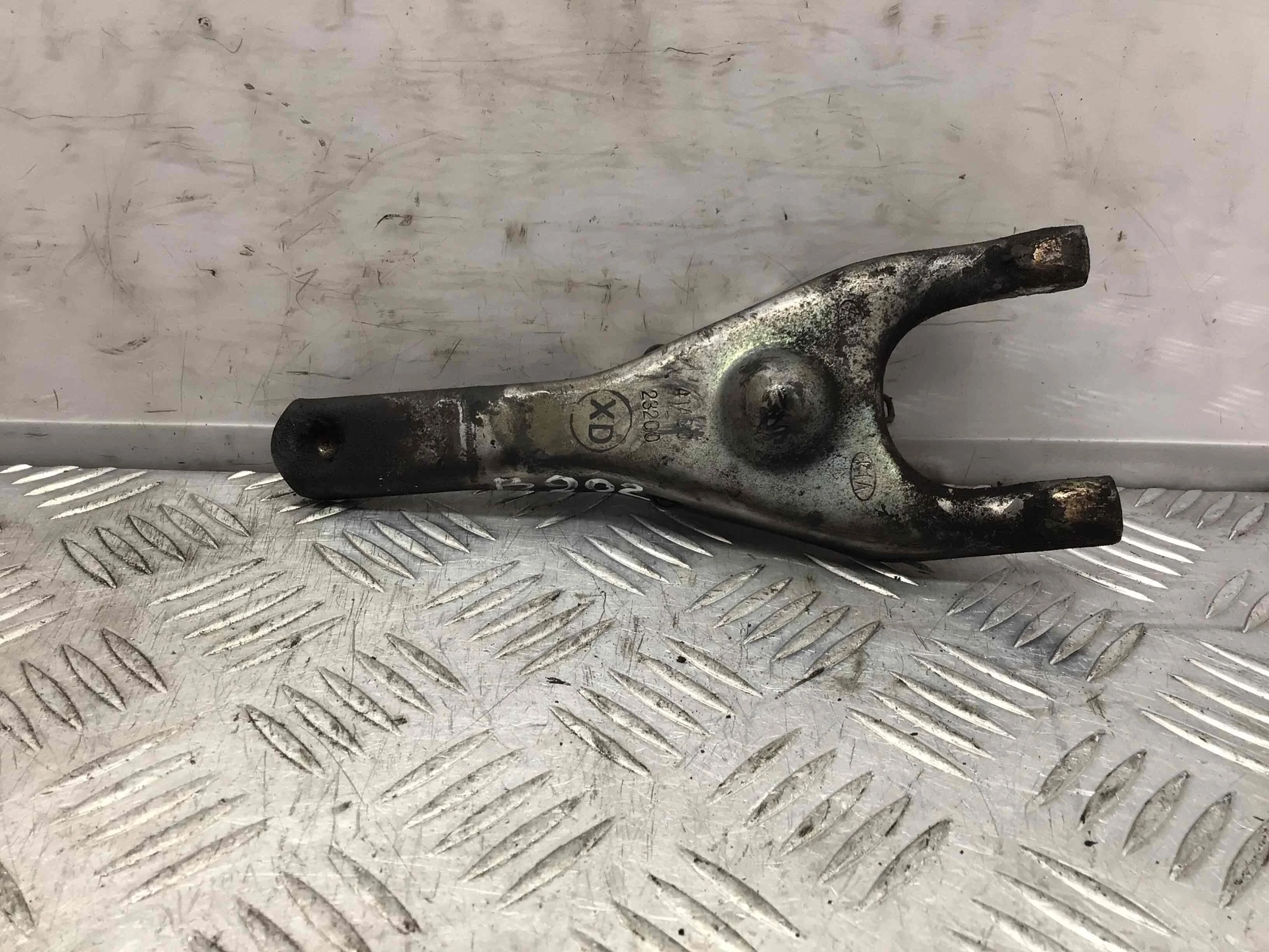 Вилка сцепления Hyundai i30 1 поколение [рестайлинг] (2010-2012) дизель 1.6 TD Механика Х/б