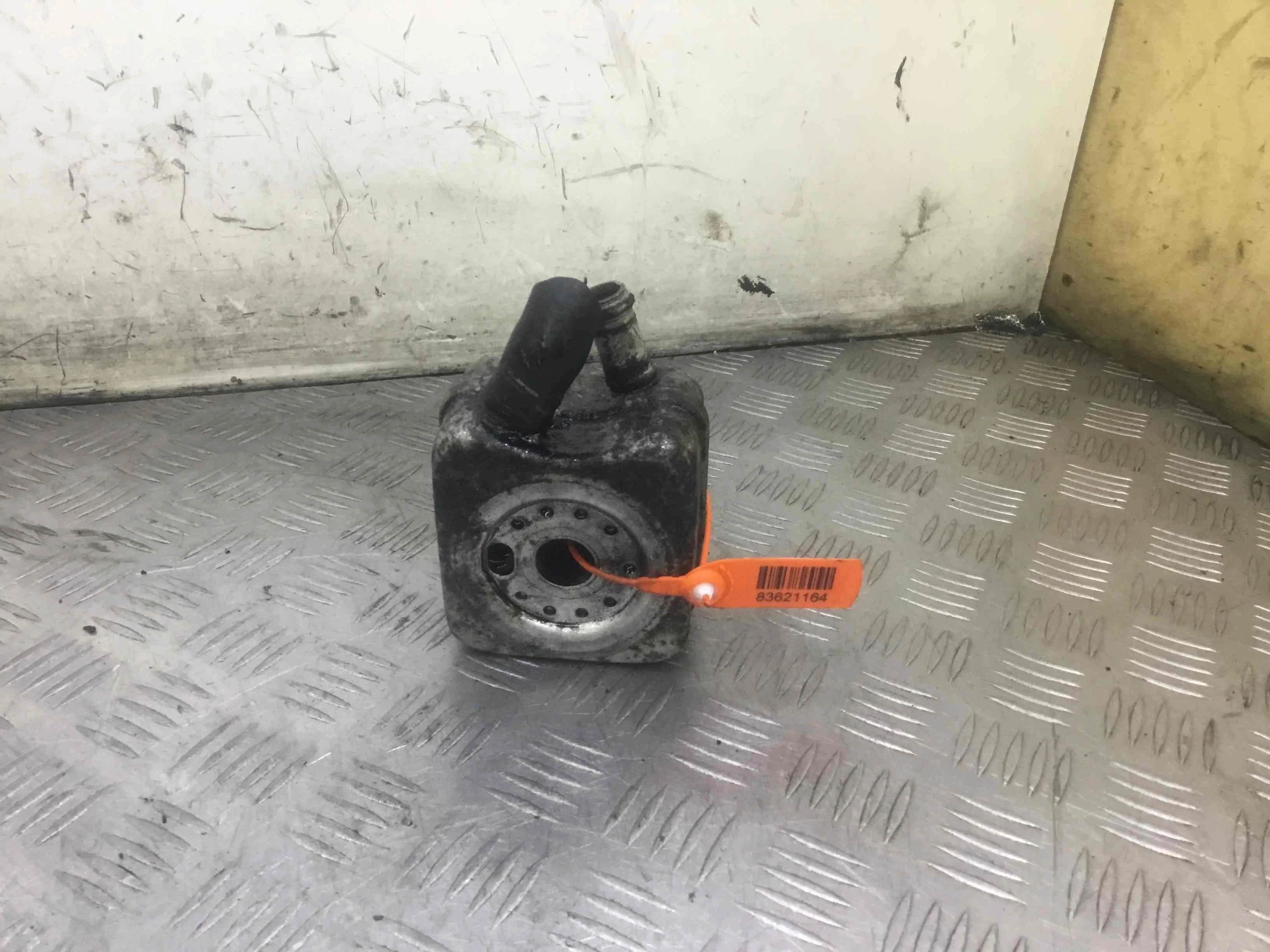 Радиатор масляный Skoda Fabia 2 поколение (2007-2010) дизель 1.4 TDI Механика Х/б