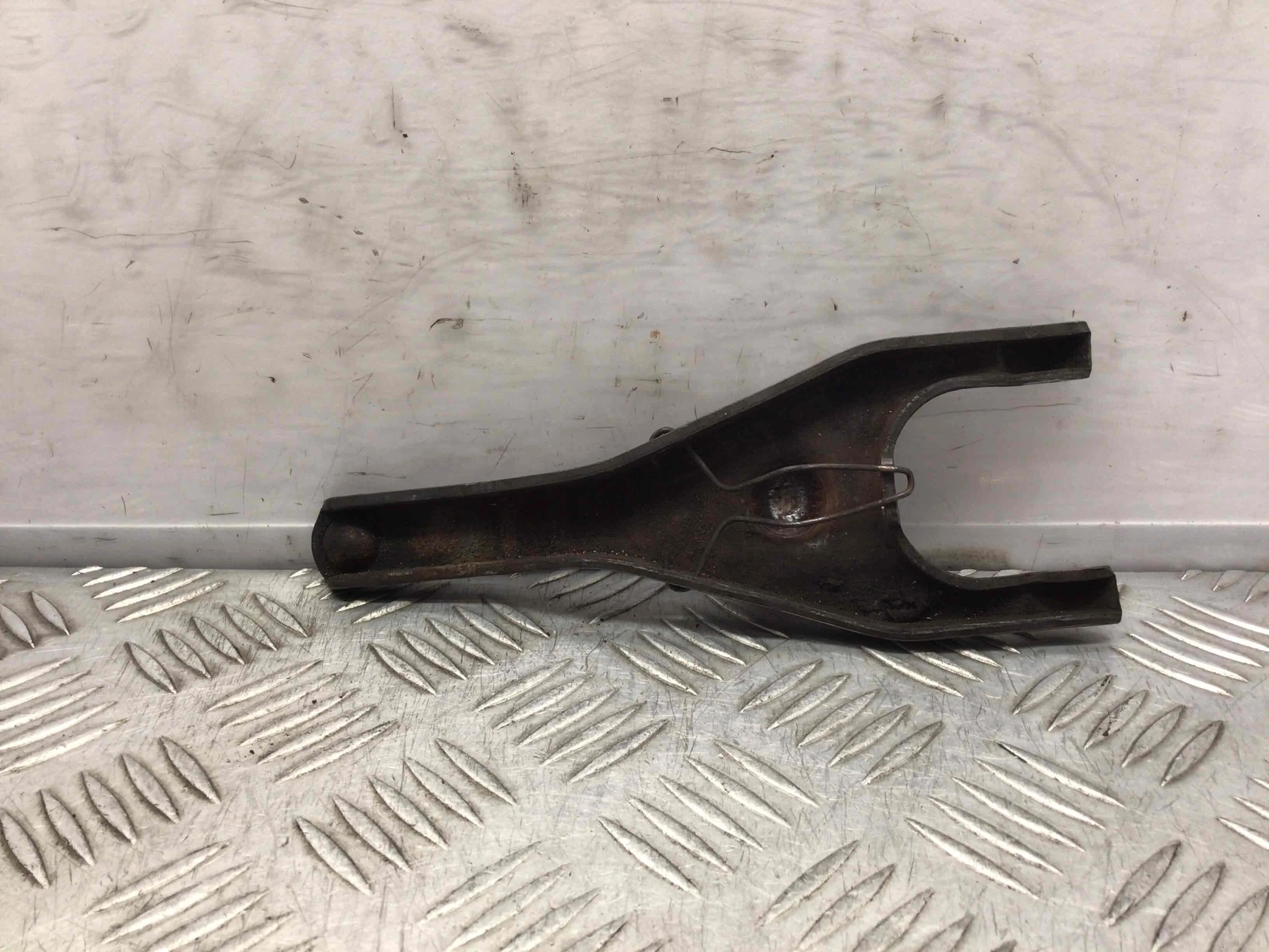 Вилка сцепления Hyundai i30 1 поколение (2007-2010) дизель 1.5 CRDi Механика Х/б