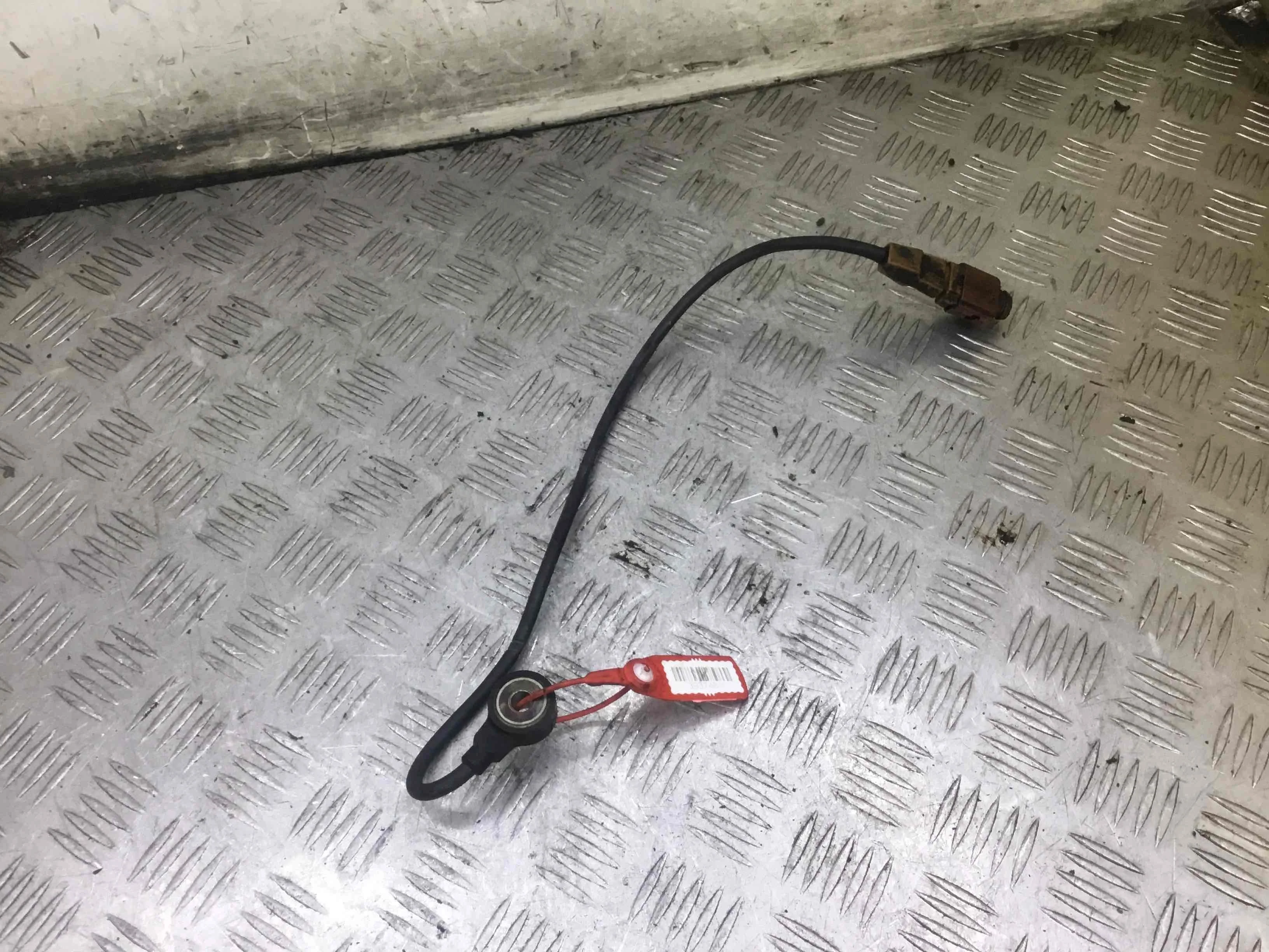 Датчик детонации Audi A8 A8 D4 (4H2) 2009 - 2018 бензин 4.2  Автомат Седан