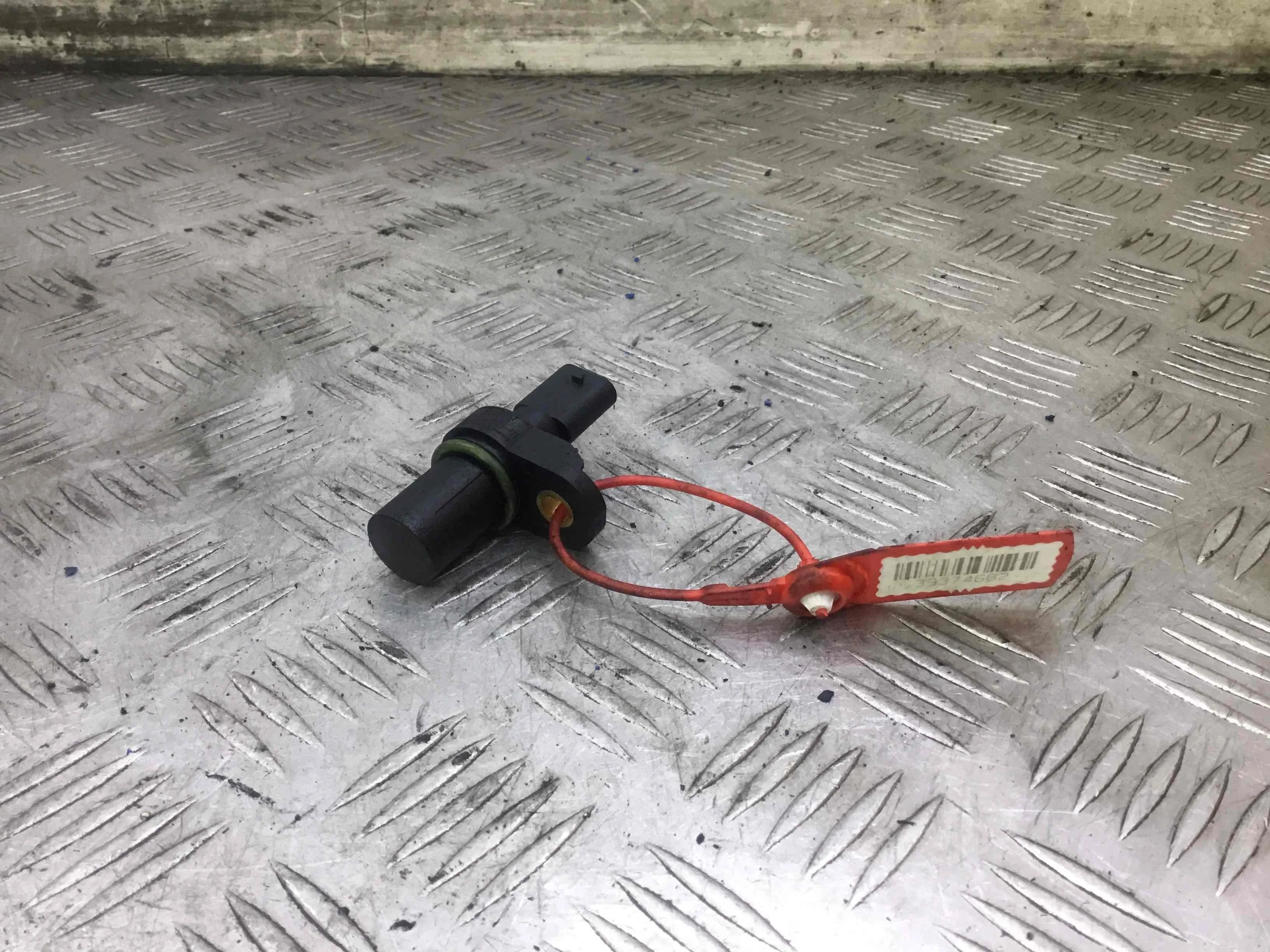 Датчик распредвала BMW 1-Series F20/F21 (2011-2015) дизель 2.0 TDI Механика Седан