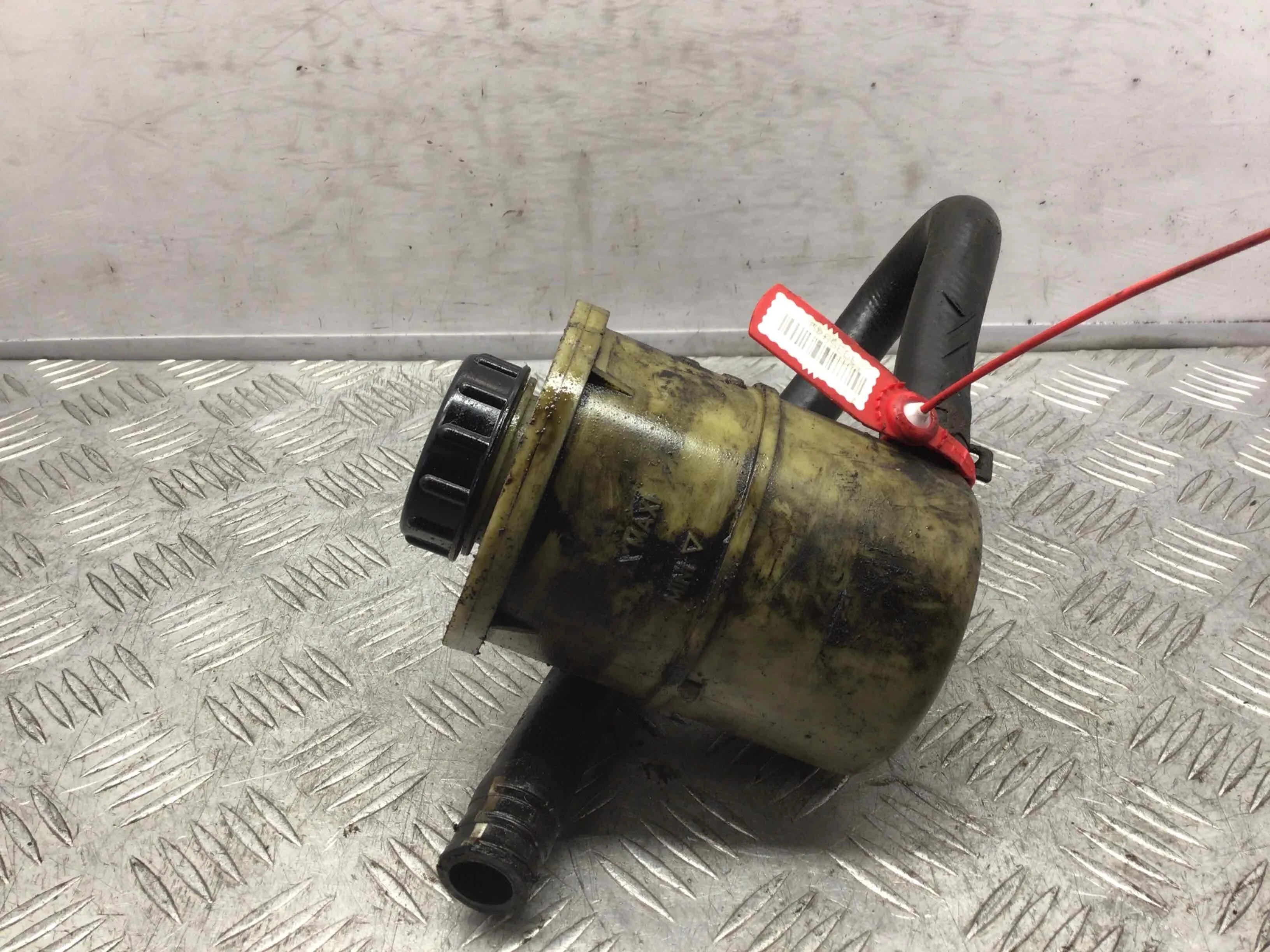 Бачок гидроусилителя Renault Laguna Laguna I (B56,K56) 1993 - 2001 бензин 1.6 i Механика Седан