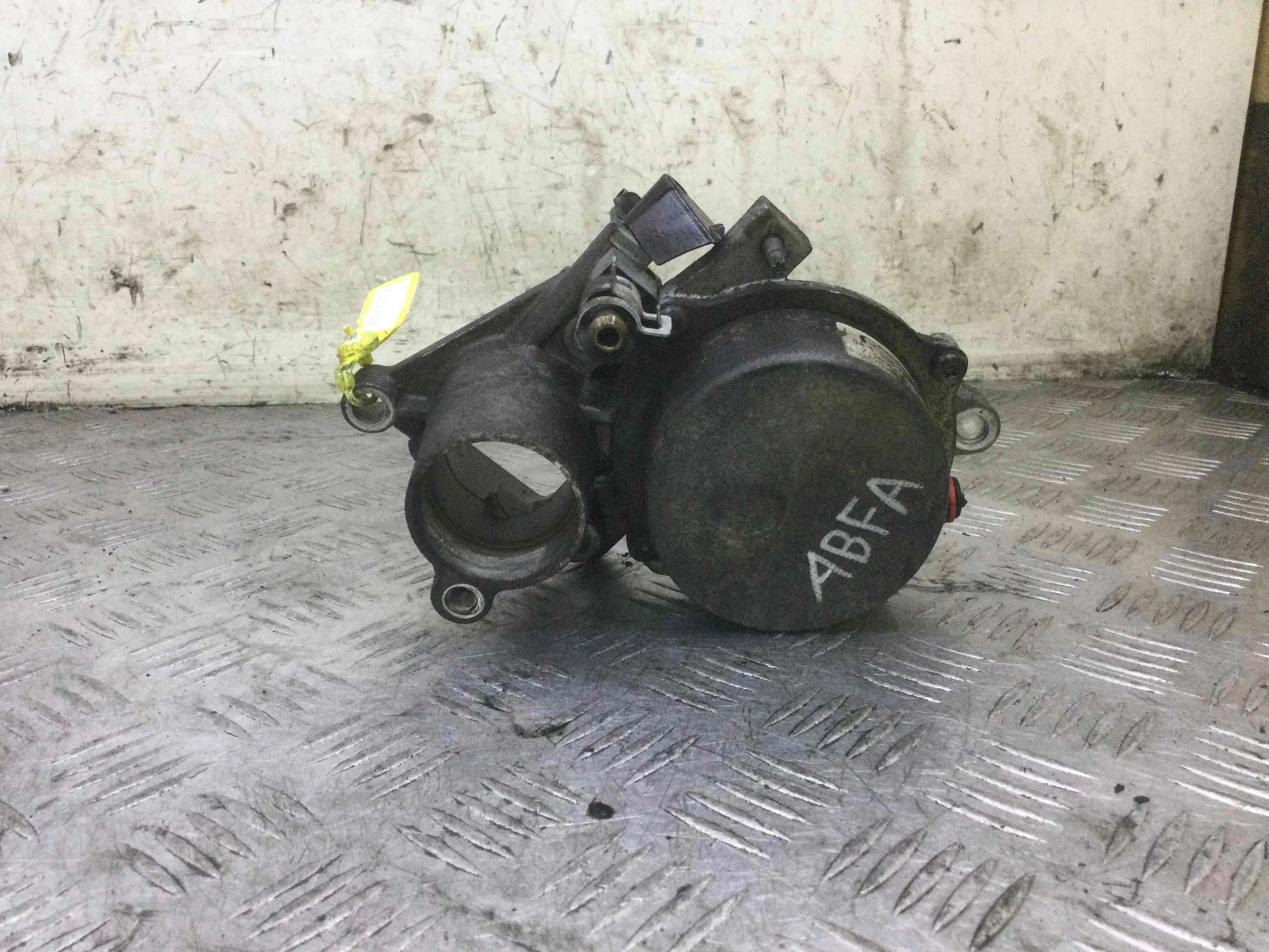 Насос вакуумный Ford Transit 3 поколение (2000-2006) дизель 2.0 TDI Механика Микроавтобус