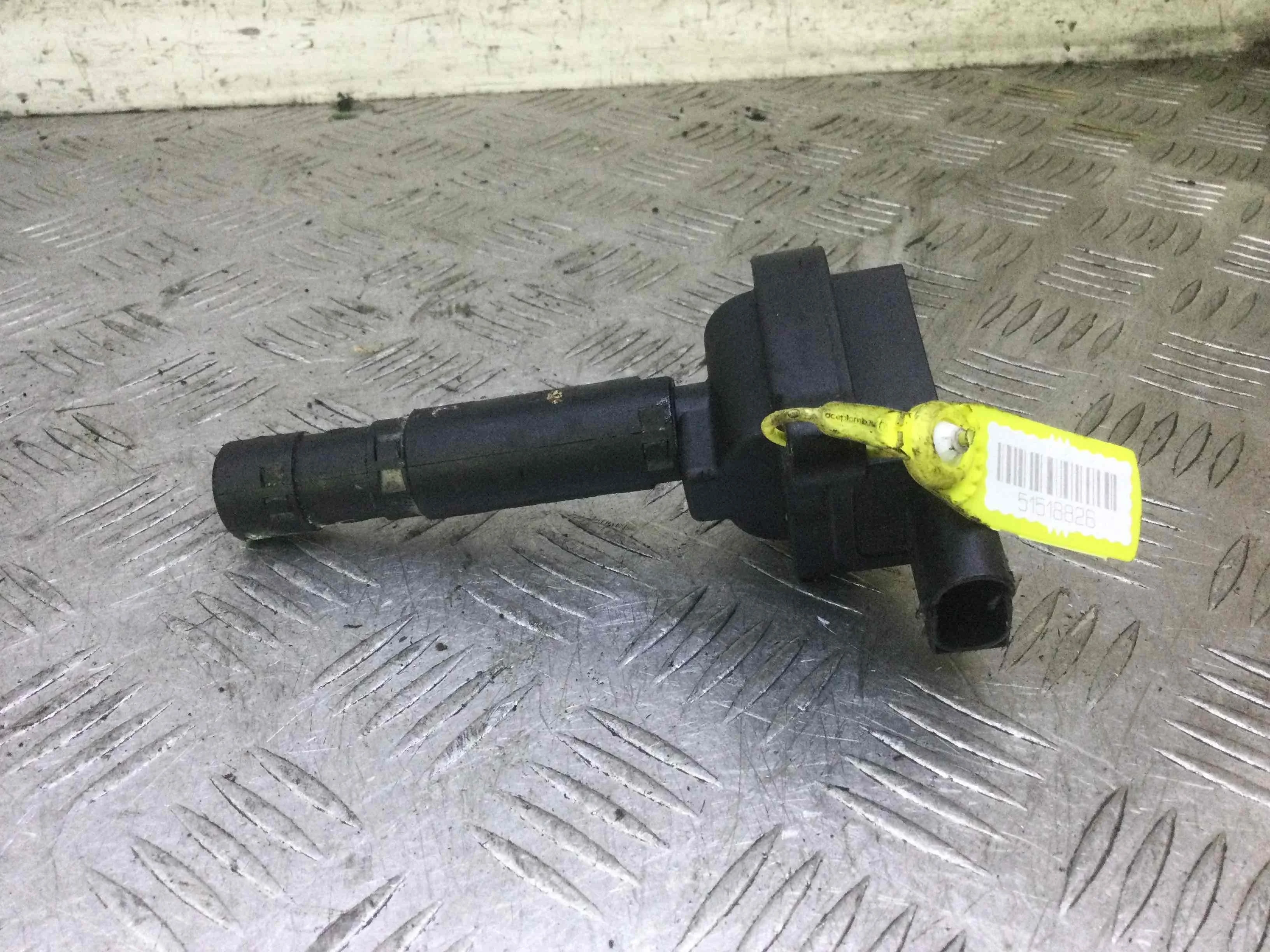 Катушка зажигания Mercedes C-klasse W203/S203/CL203 (2000-2004) бензин 1.8 i Автомат Седан