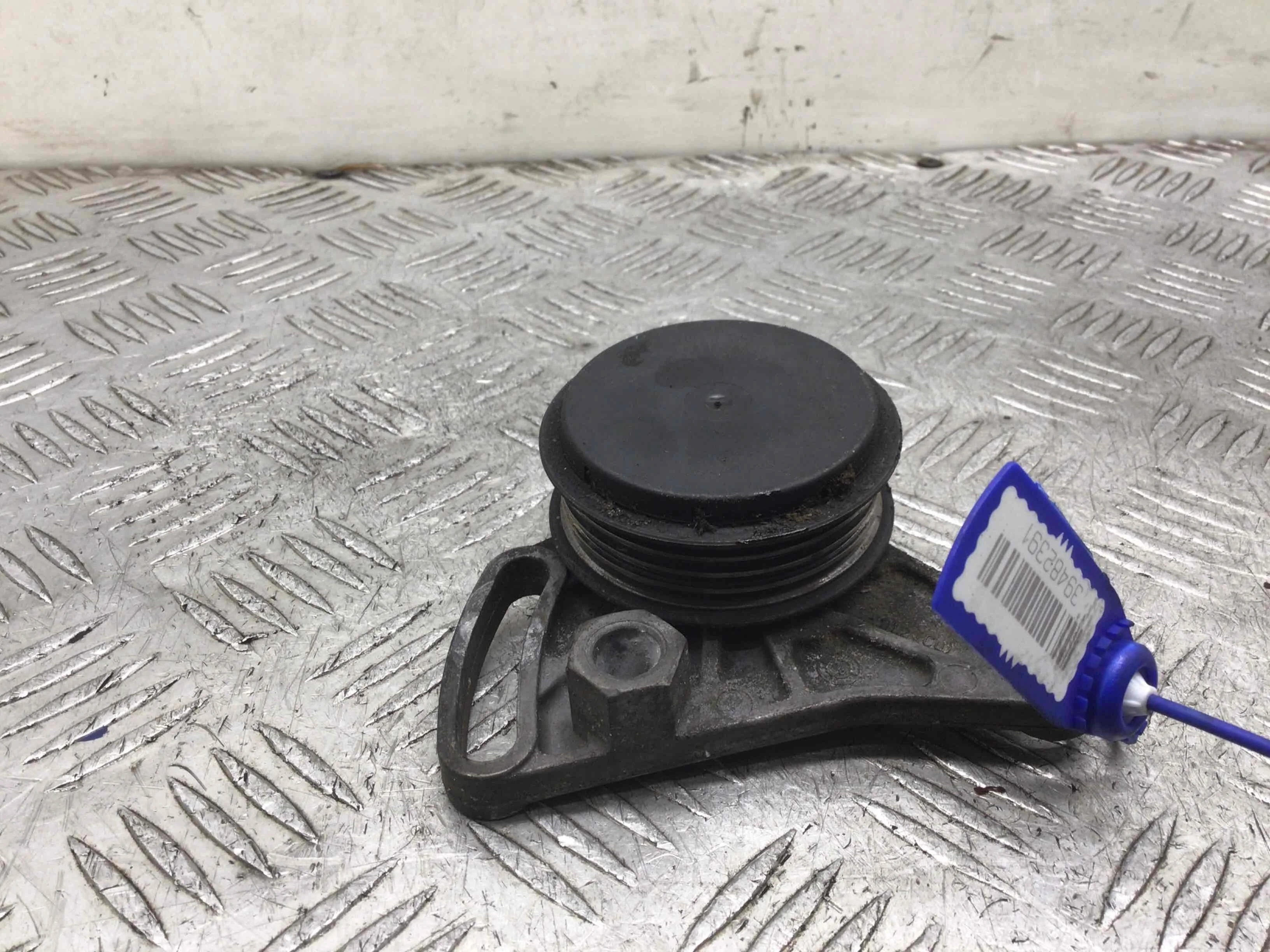 Натяжитель ремня генератора Volkswagen Passat B5 (1996-2000) дизель 1.9 TDI Механика Седан