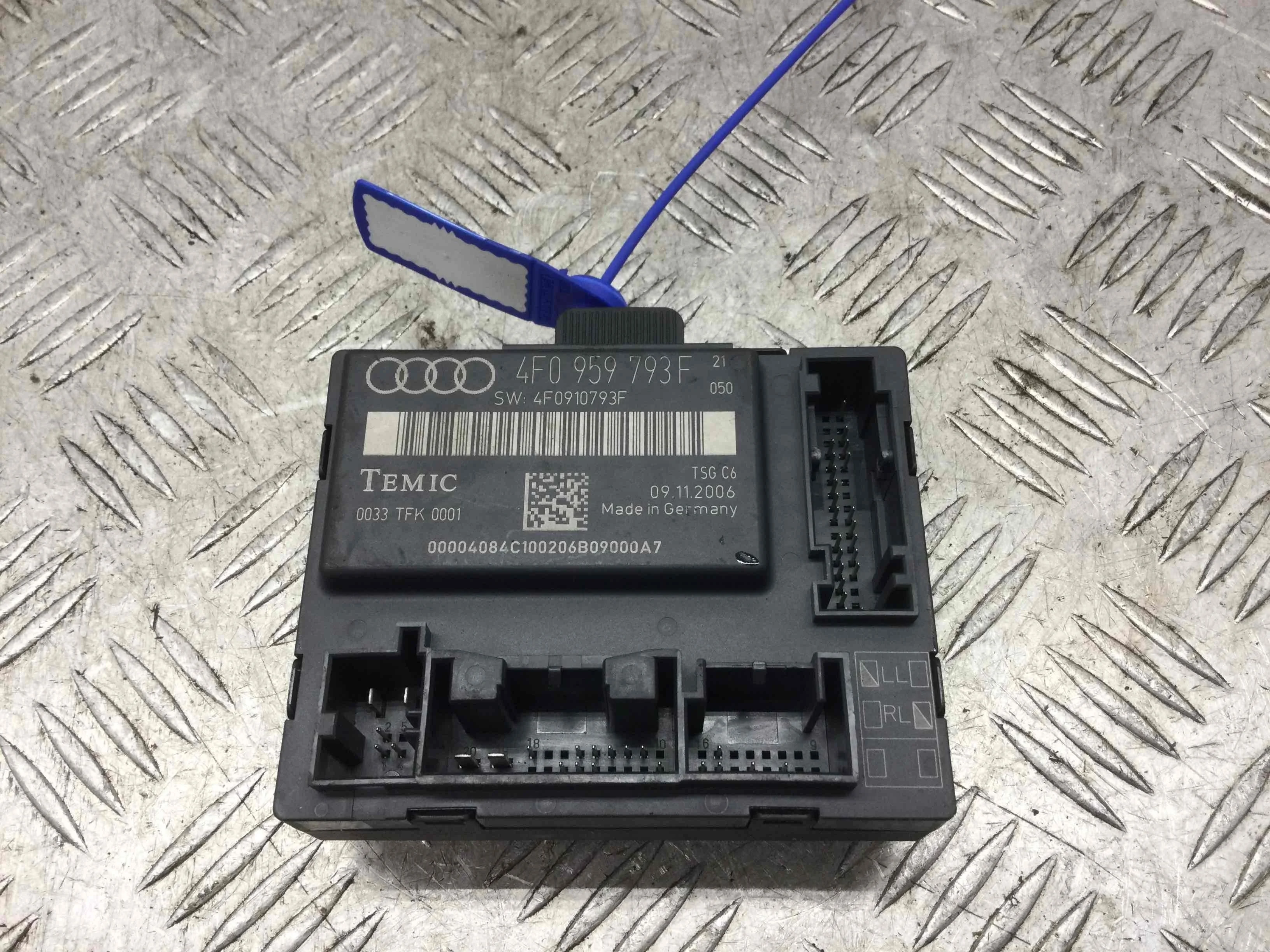 Блок управления двери передней левой Audi A6 C6/4F (2004-2008) дизель 3.0 TDI Механика Универсал