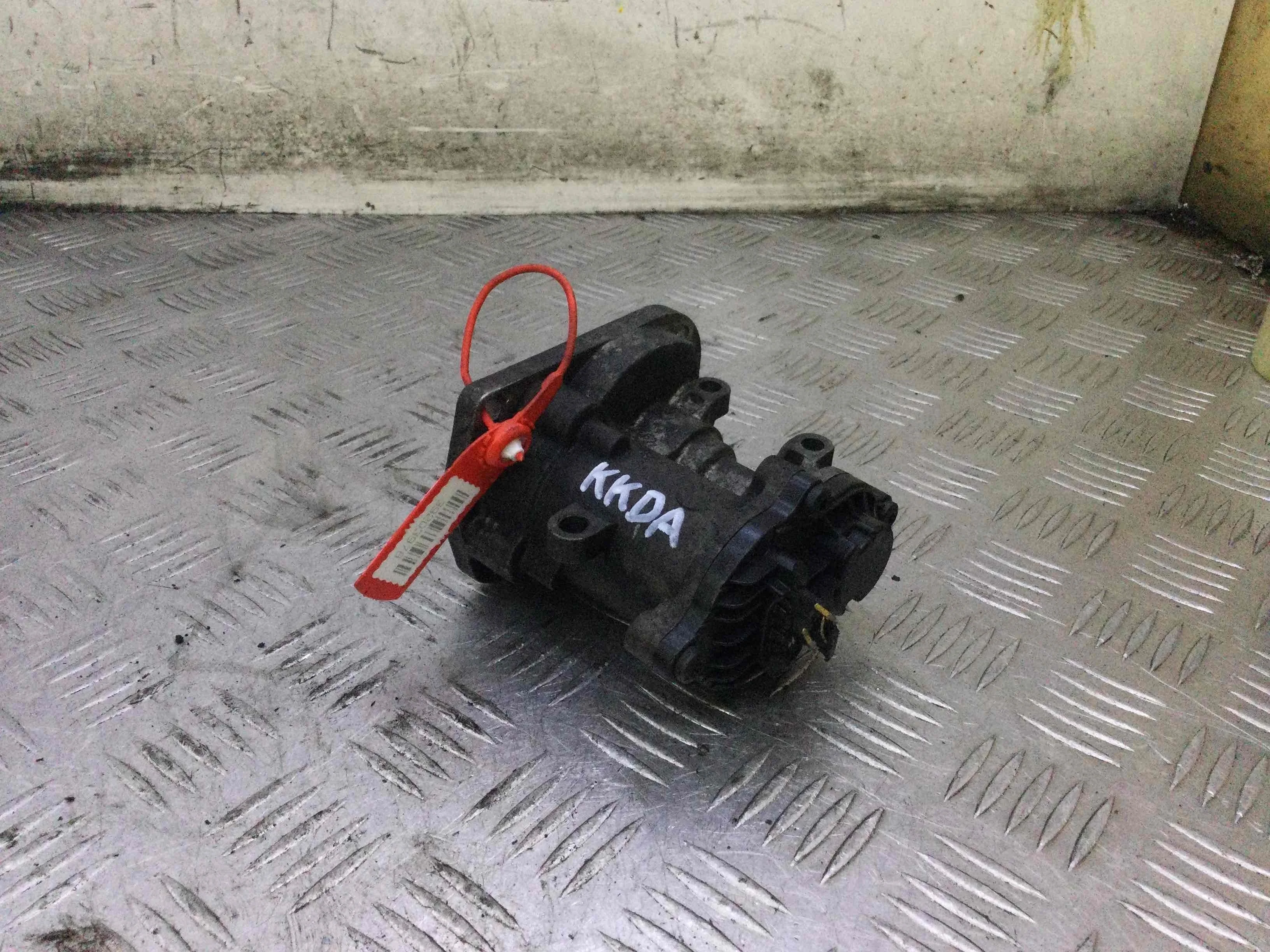 Клапан EGR Ford C-MAX 1 поколение (2003-2007) дизель 1.8 TDCi Механика Минивэн