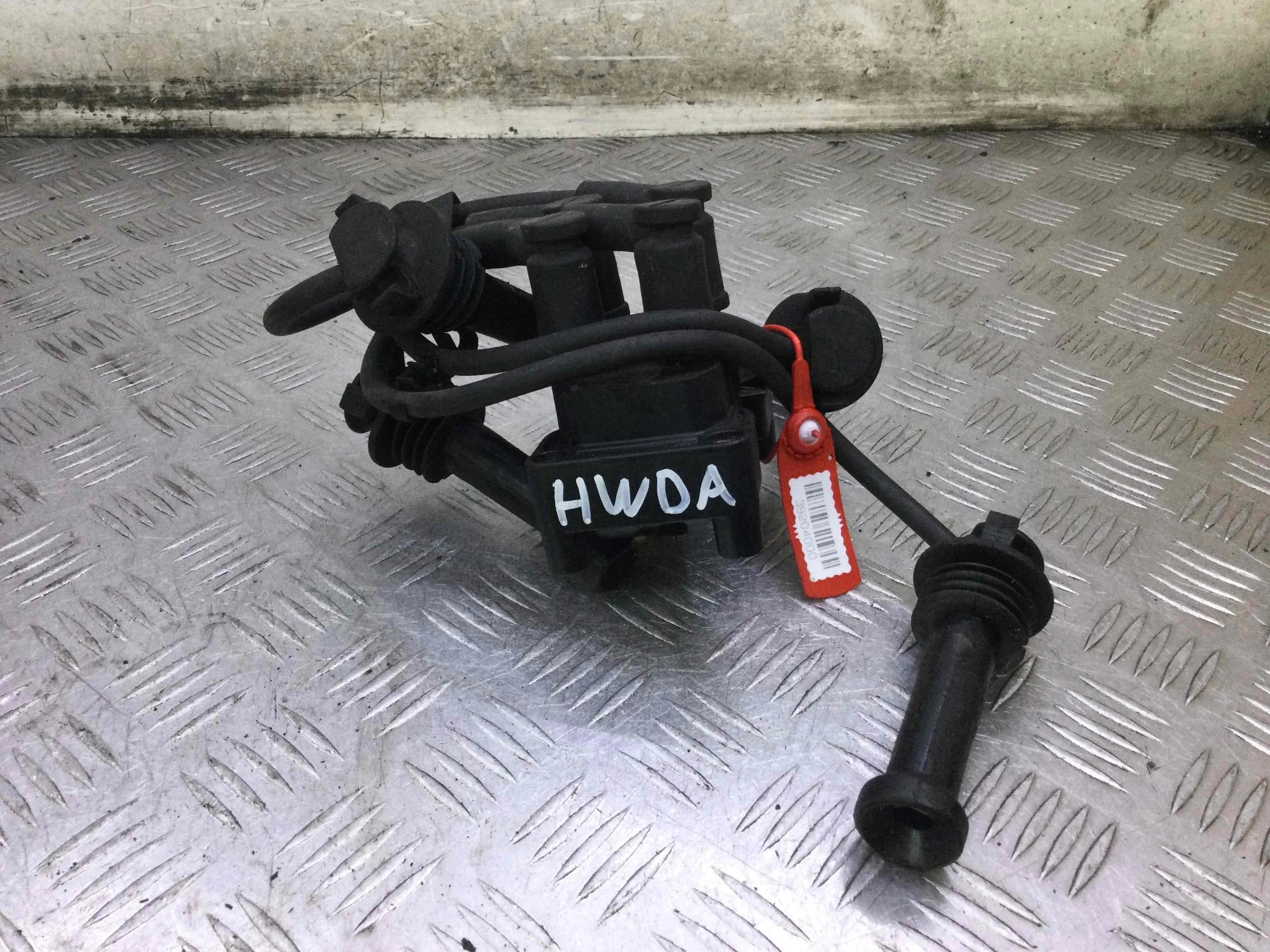 Катушка зажигания Ford Focus 2 поколение (2005-2008) бензин 1.6 i Механика Седан