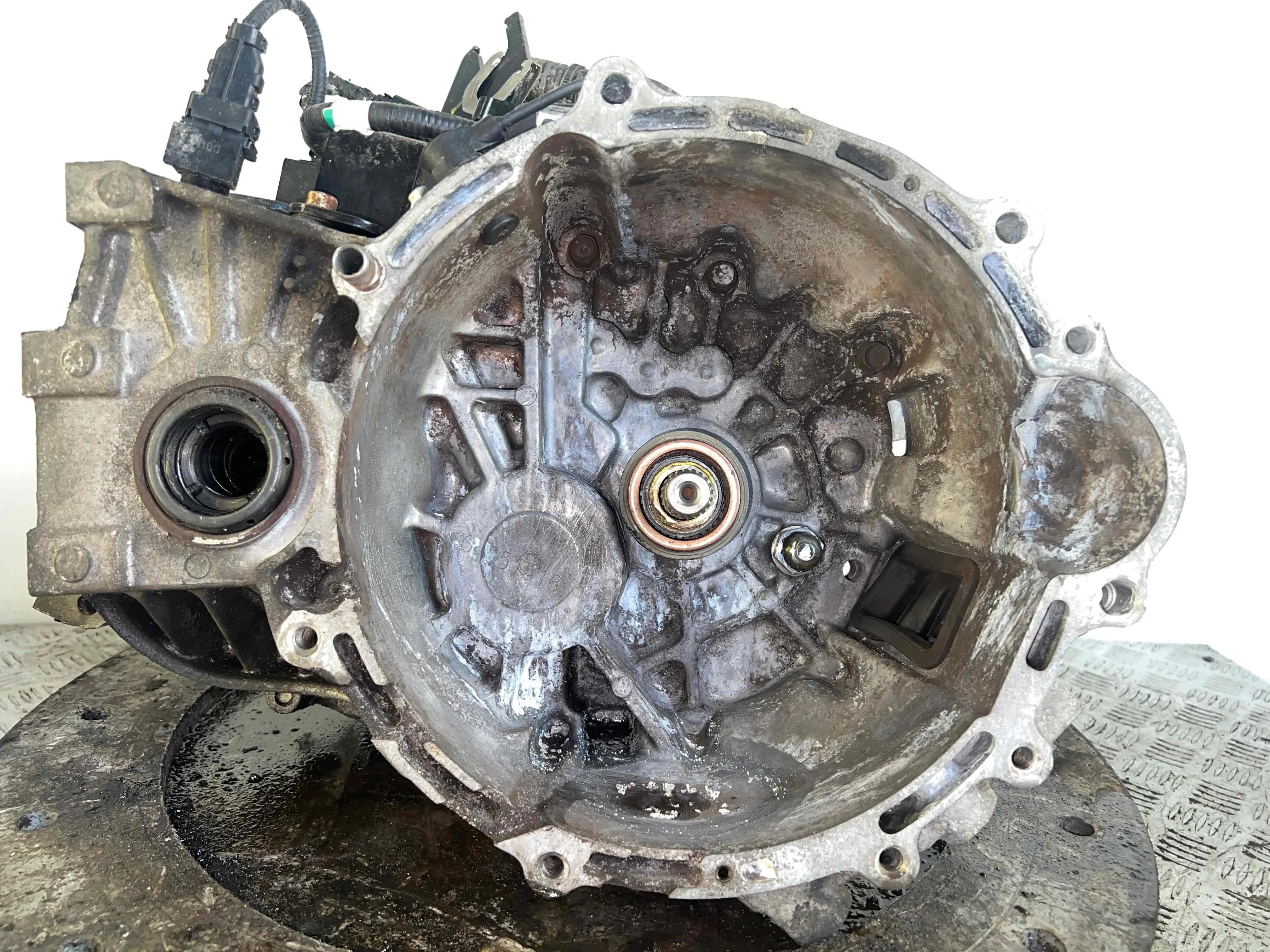 КПП механическая (МКПП) Kia Ceed 1 поколение 2006 - 2010 дизель 1.6 CRDi Механика Х/б