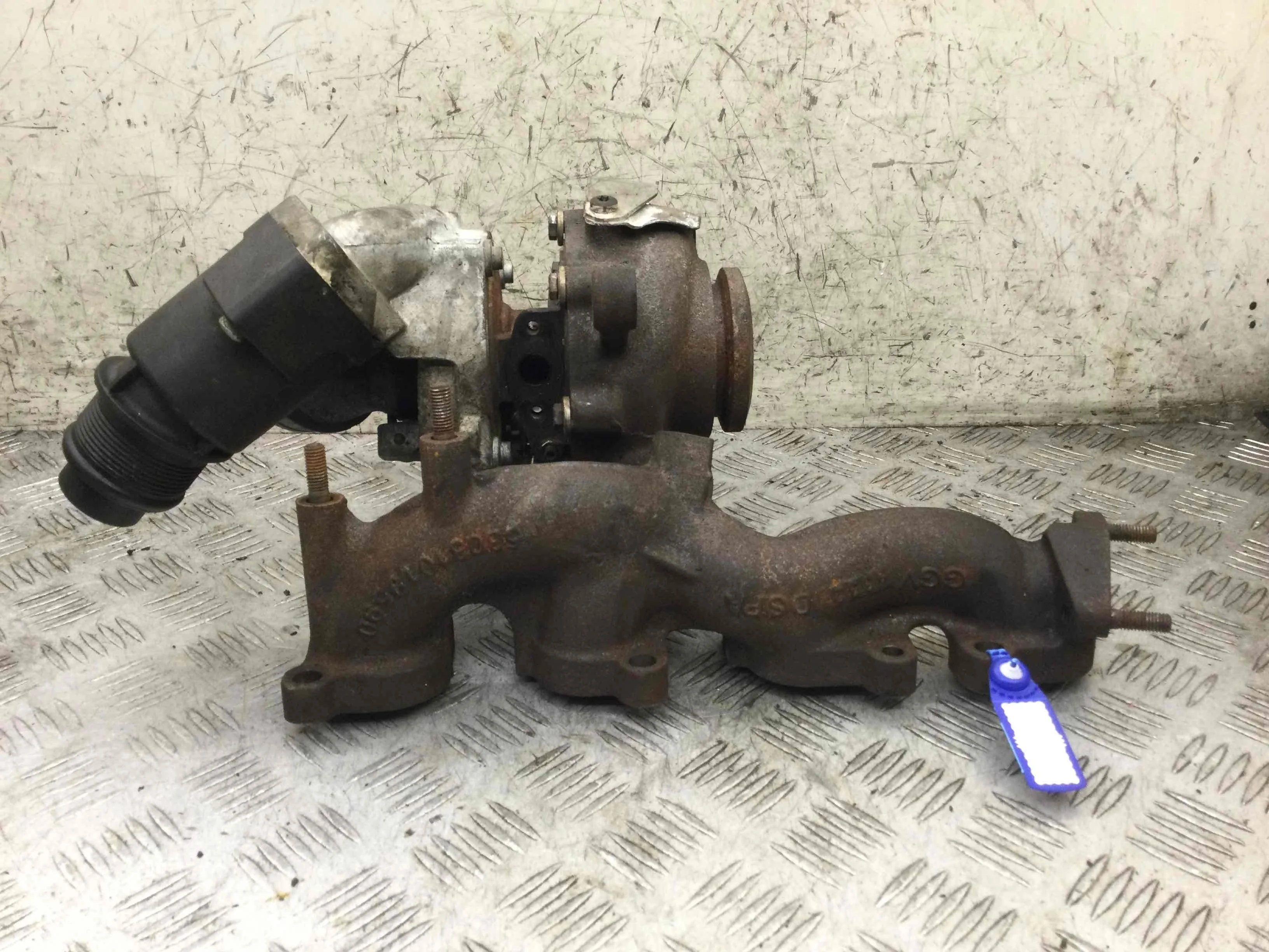 Турбина Volkswagen Passat B6 (2005-2010) дизель 2.0 TDI Механика Седан