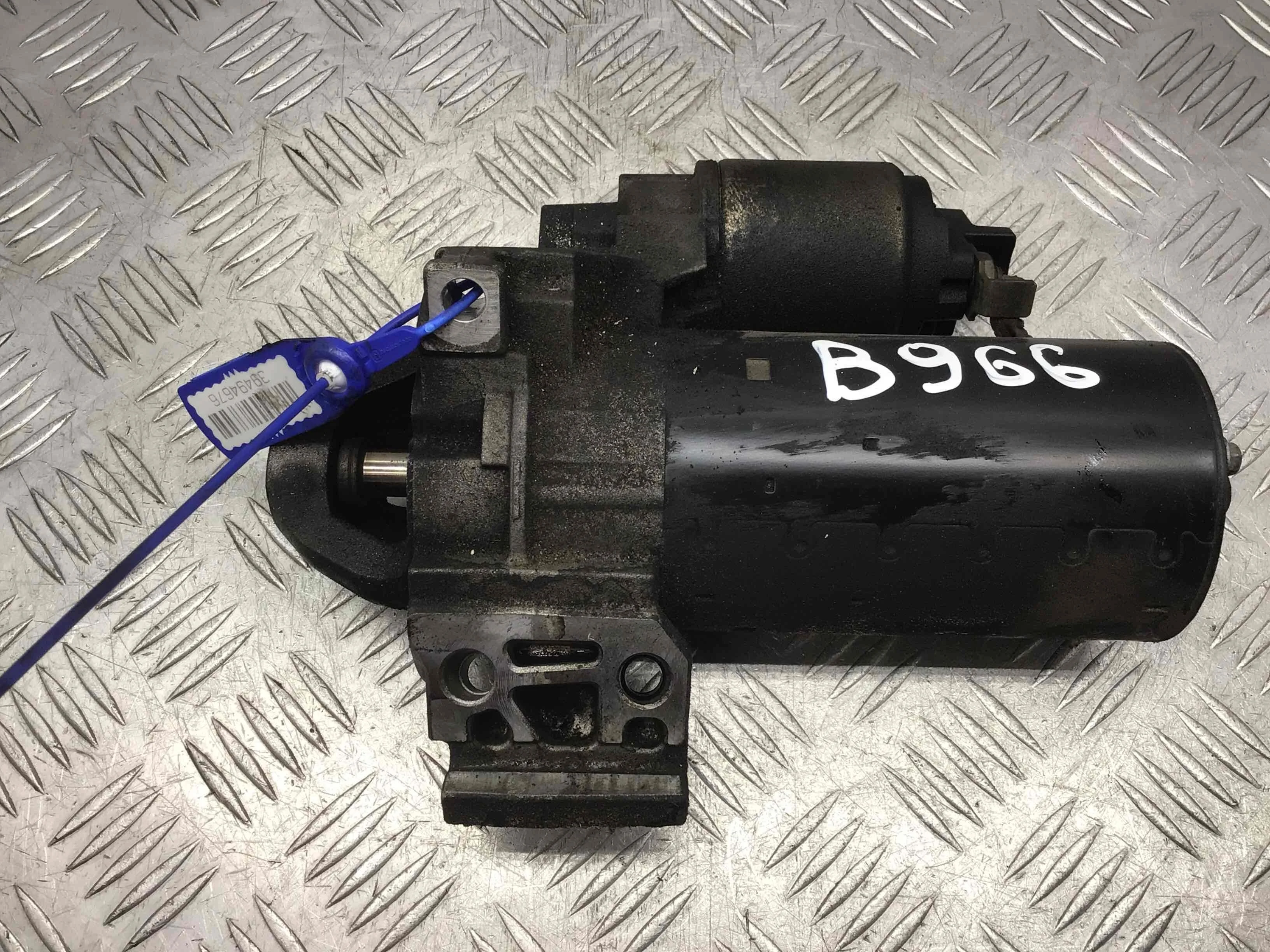 Стартер BMW 3-Series 3-Series E90/E91/E92/E93 2005 - 2010 дизель 2.0 TDI Механика Седан