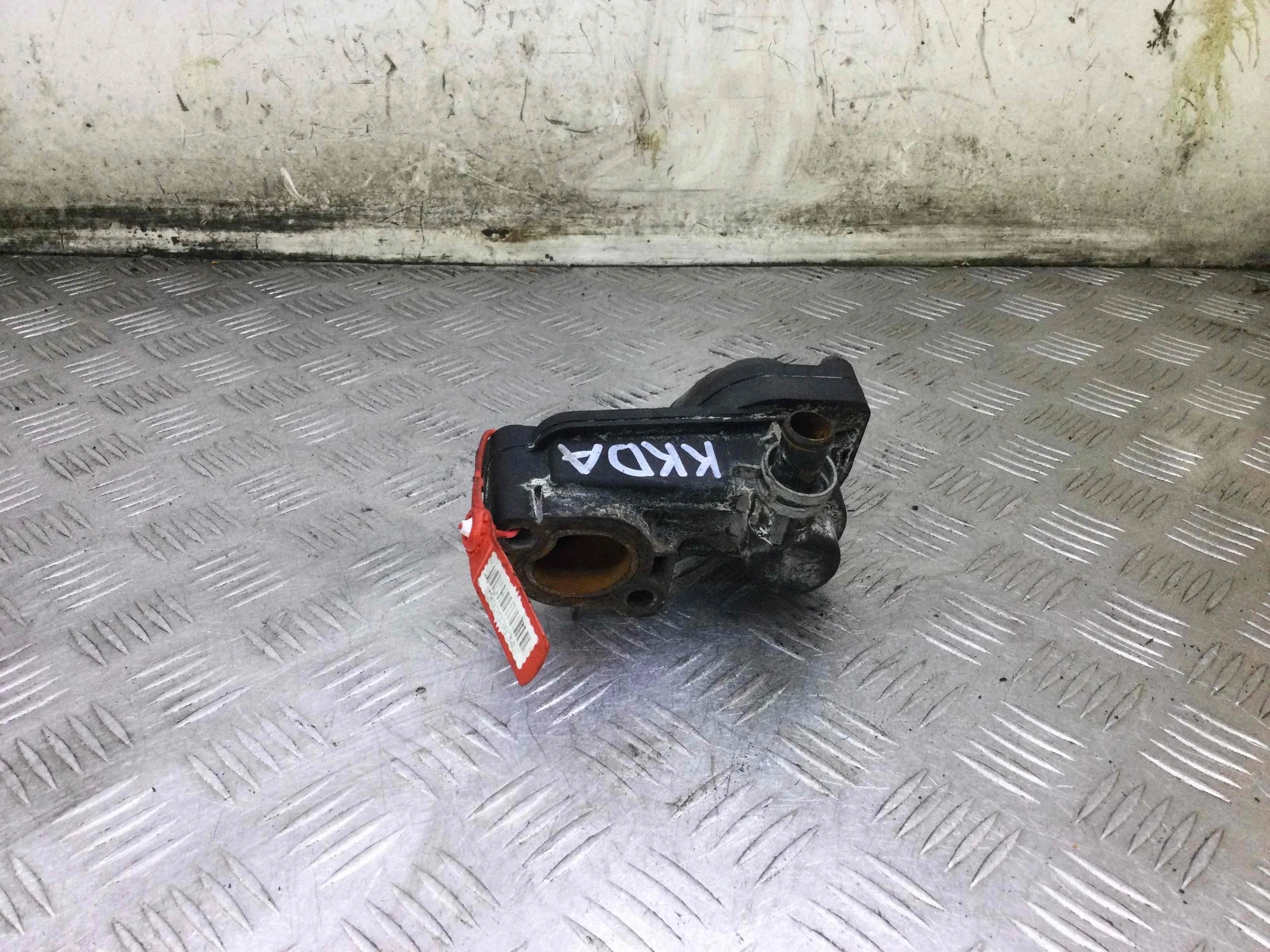 Корпус термостата Ford Focus 2 поколение (2005-2008) дизель 1.8 TDCi Механика Седан