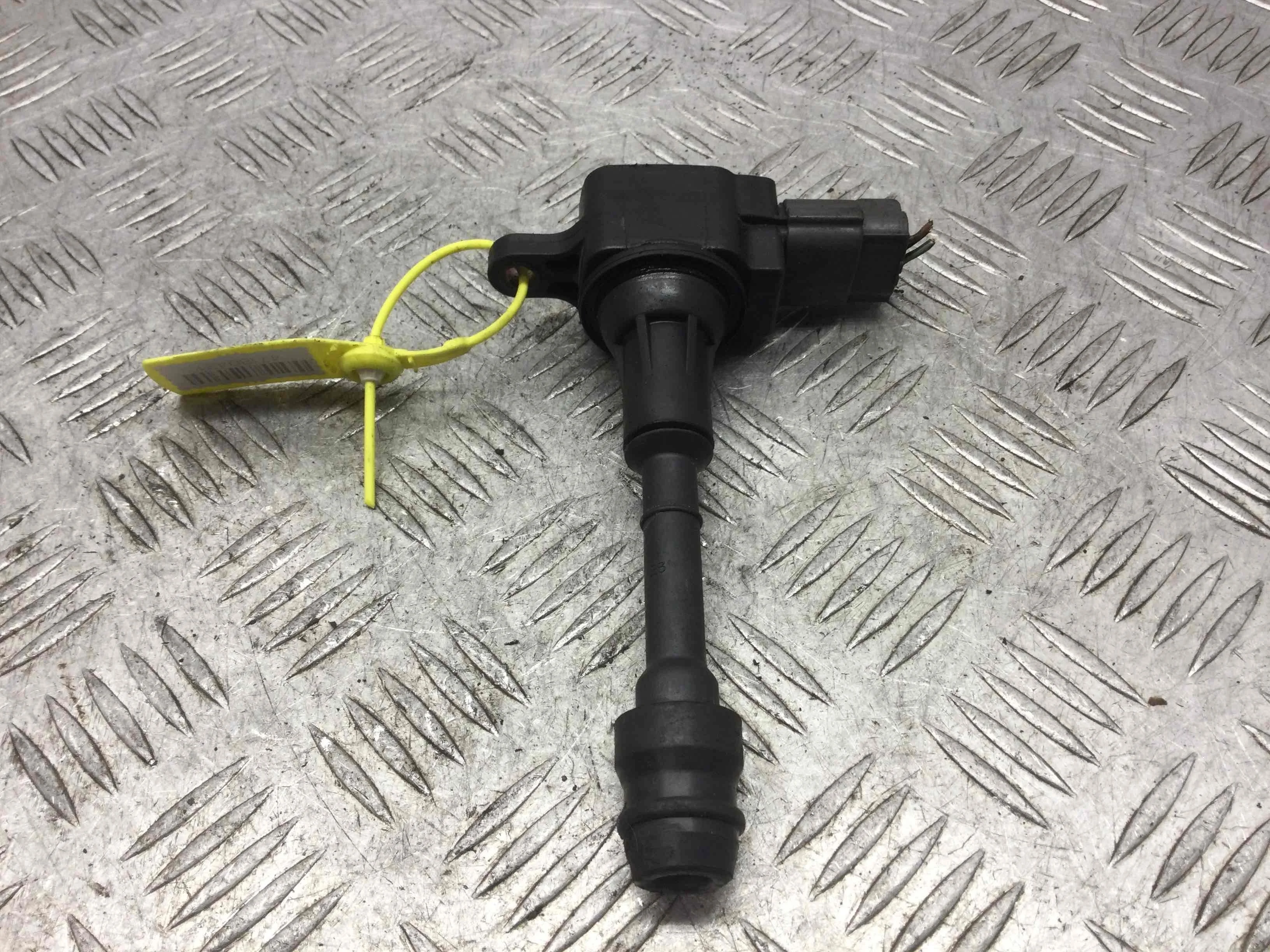 Катушка зажигания Nissan X-Trail T30 (2001-2004) бензин 2.5 i Механика