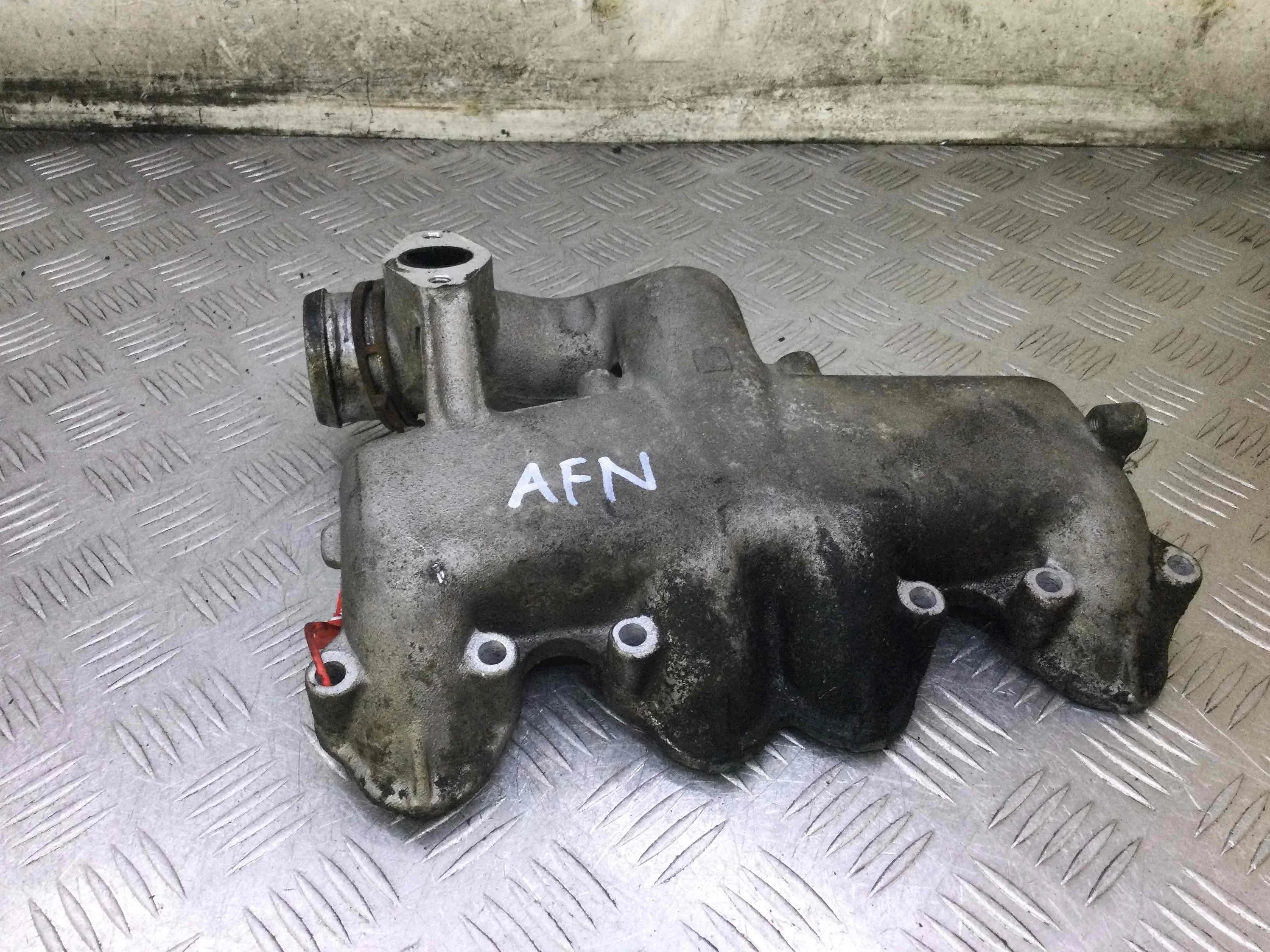 Коллектор впускной Volkswagen Sharan 1 поколение (1995-2000) дизель 1.9 TD Механика Минивэн