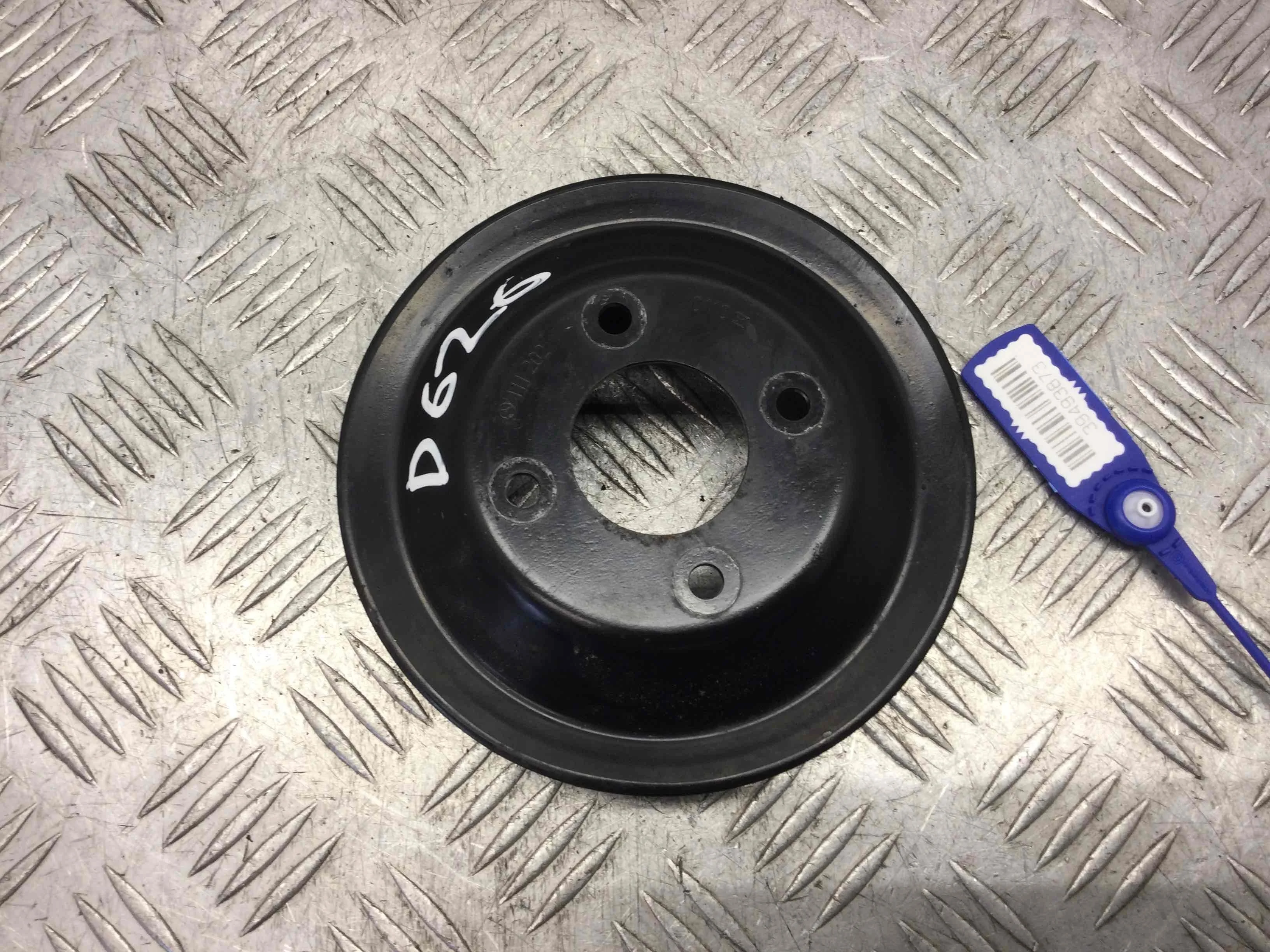 Шкив помпы Mercedes E-klasse E-klasse (W210) 1995 - 2003 бензин 2.3 i Механика