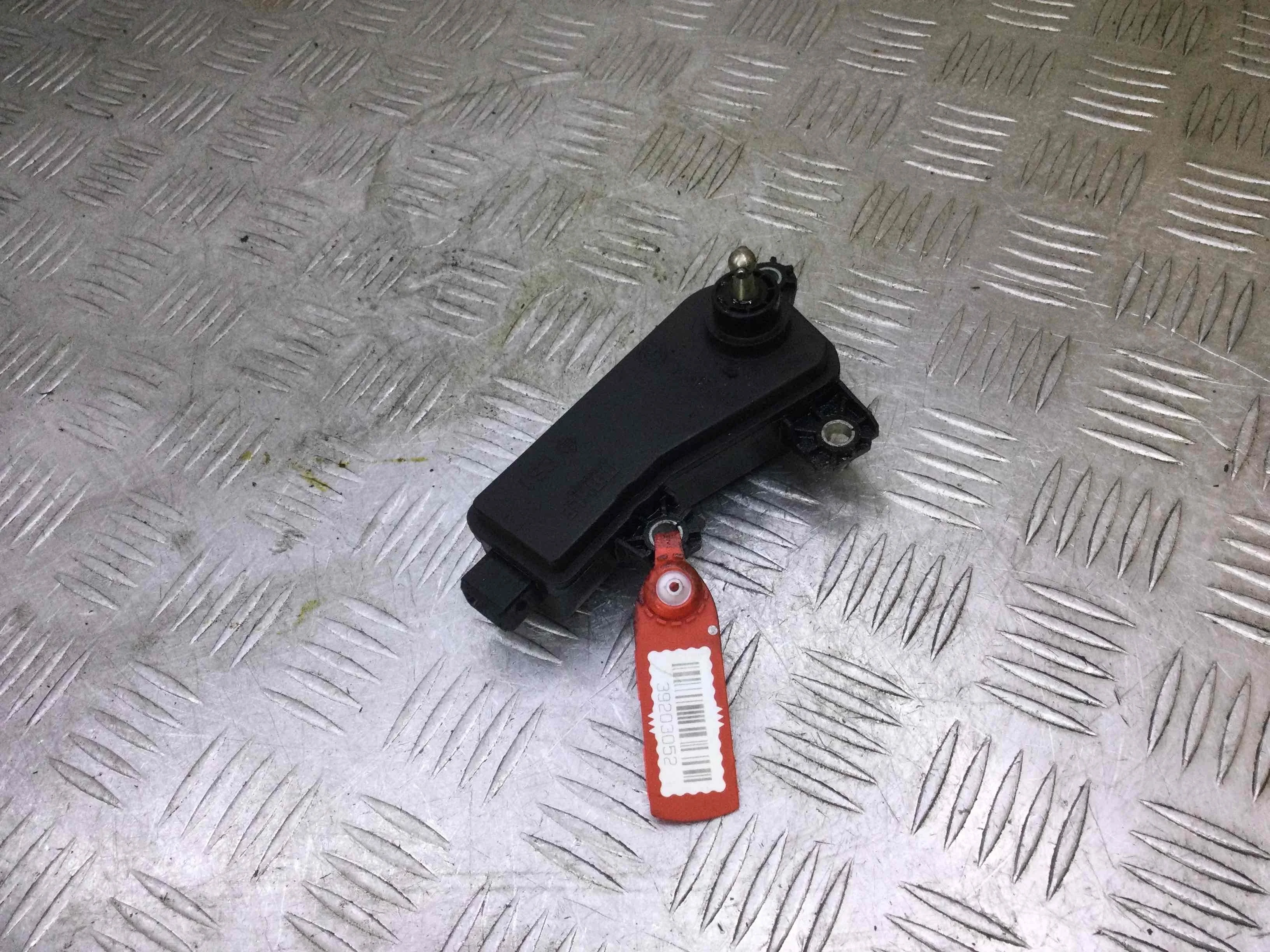 Клапан впускного коллектора BMW 3-Series 3-Series E46 1998 - 2006 бензин 2.0 i Автомат Седан