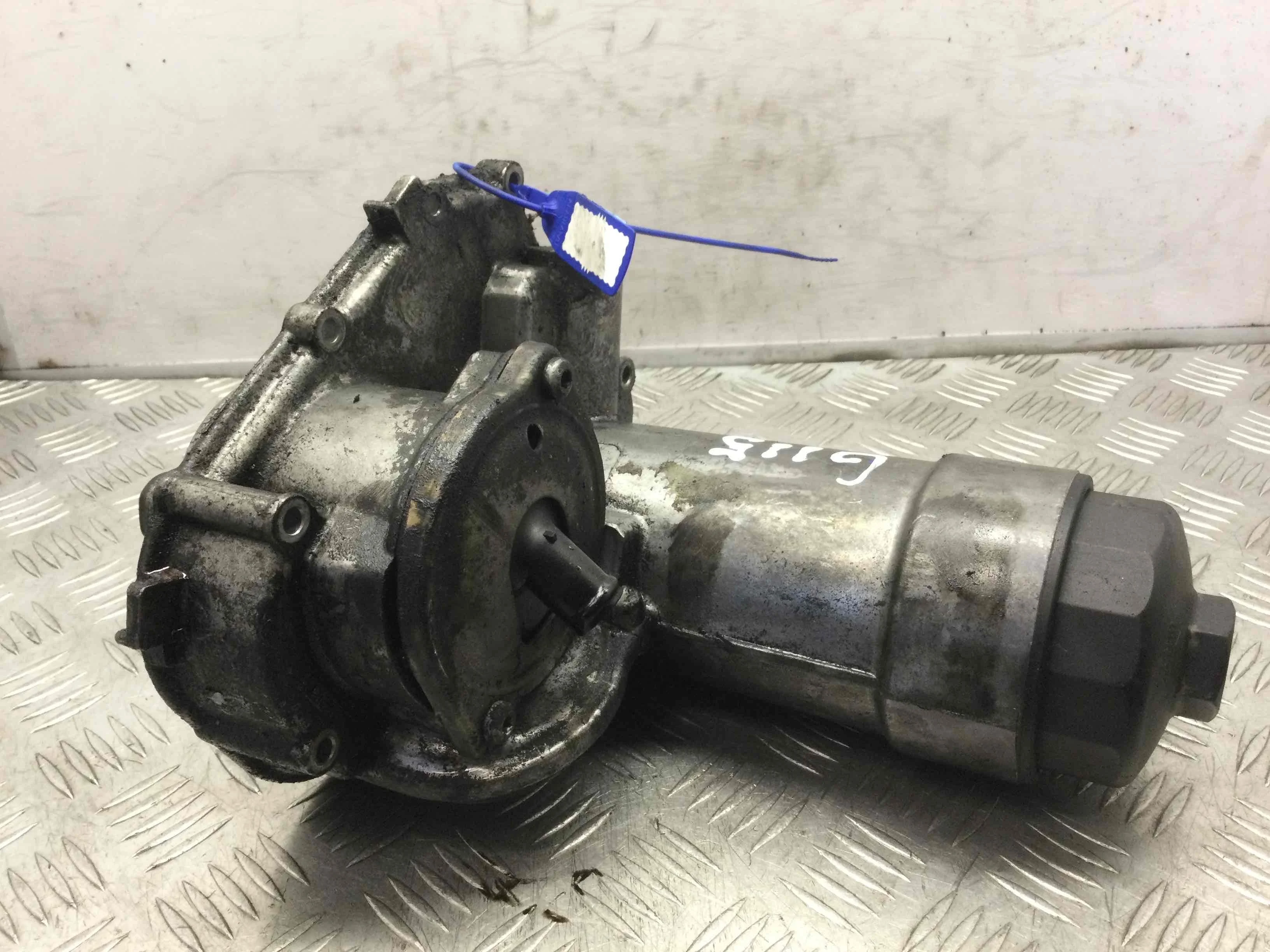 Корпус масляного фильтра Audi A6 C5/4B (1997-2004) дизель 2.5 TDI Автомат Седан