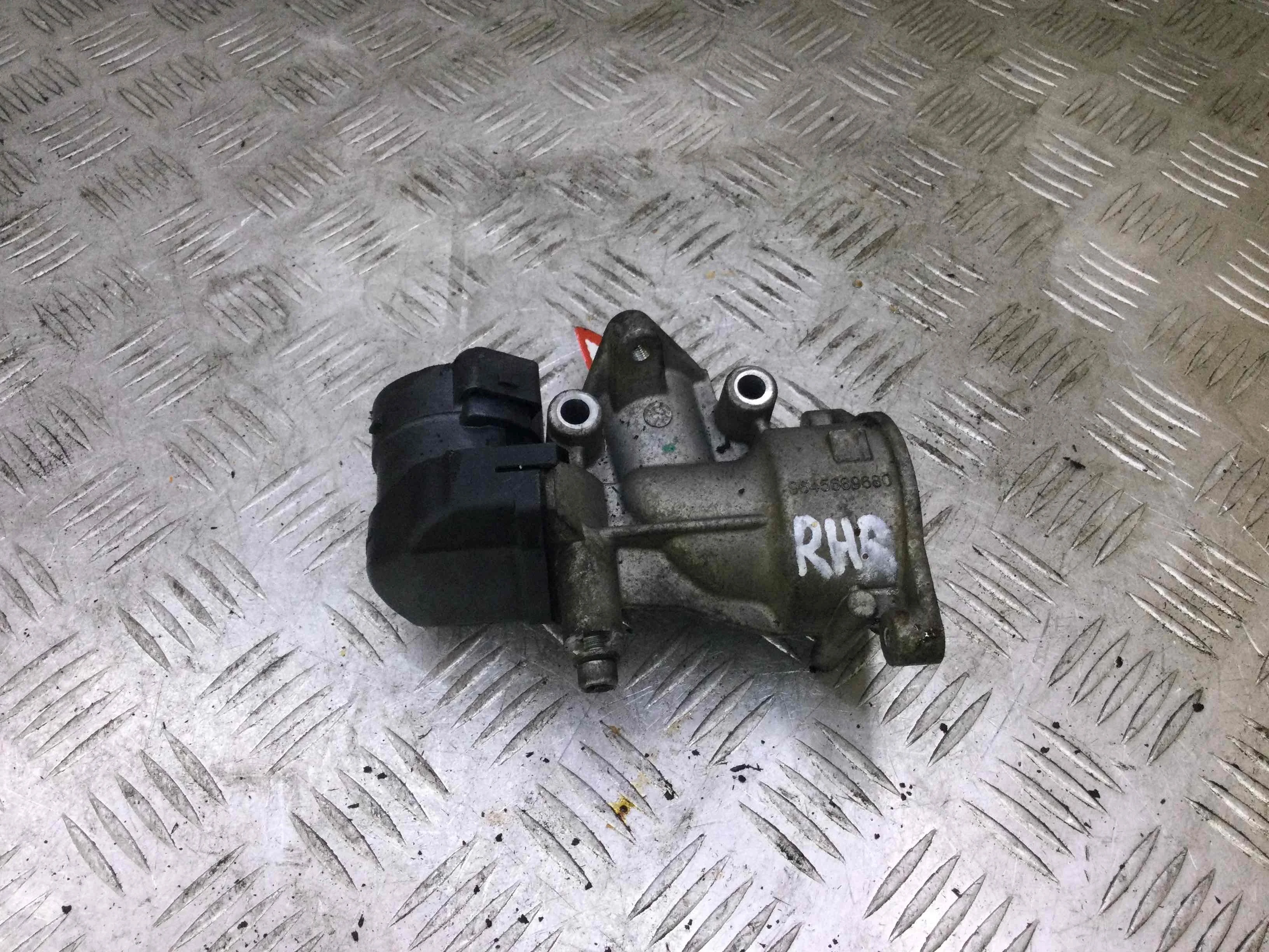 Клапан EGR Peugeot 407 407 (6D) 2004 - 2010 дизель 2.0 HDi Механика Седан