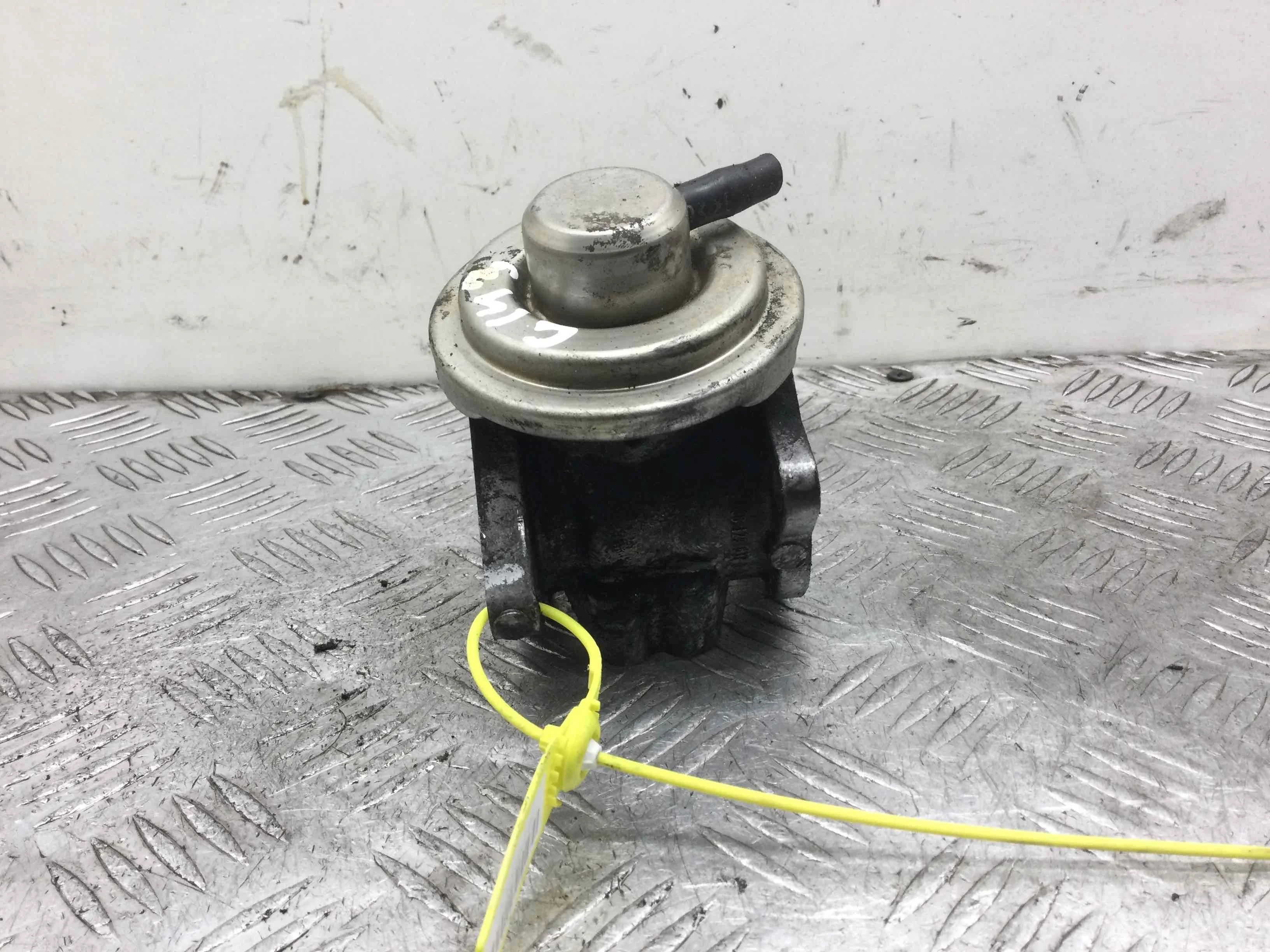 Клапан EGR Volkswagen Golf 4 поколение (1997-2004) дизель 1.9 TDI Механика Универсал