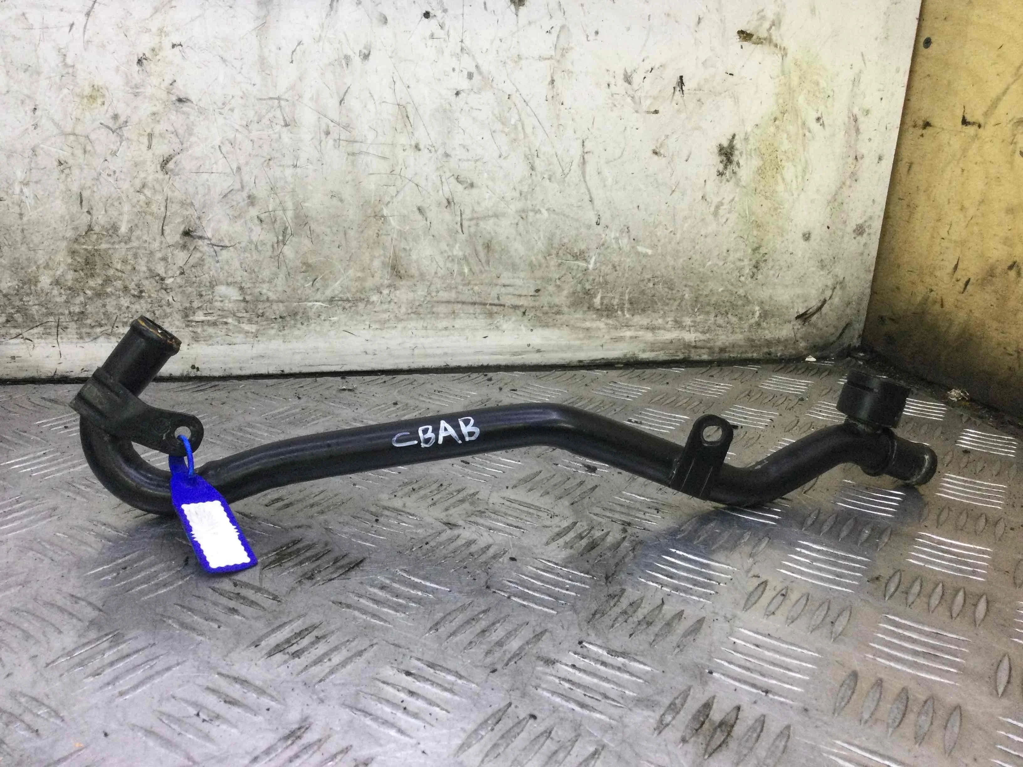 Трубка охлаждающей жидкости металлическая Volkswagen Passat B6 (2005-2010) дизель 2.0 TDI DSG Седан