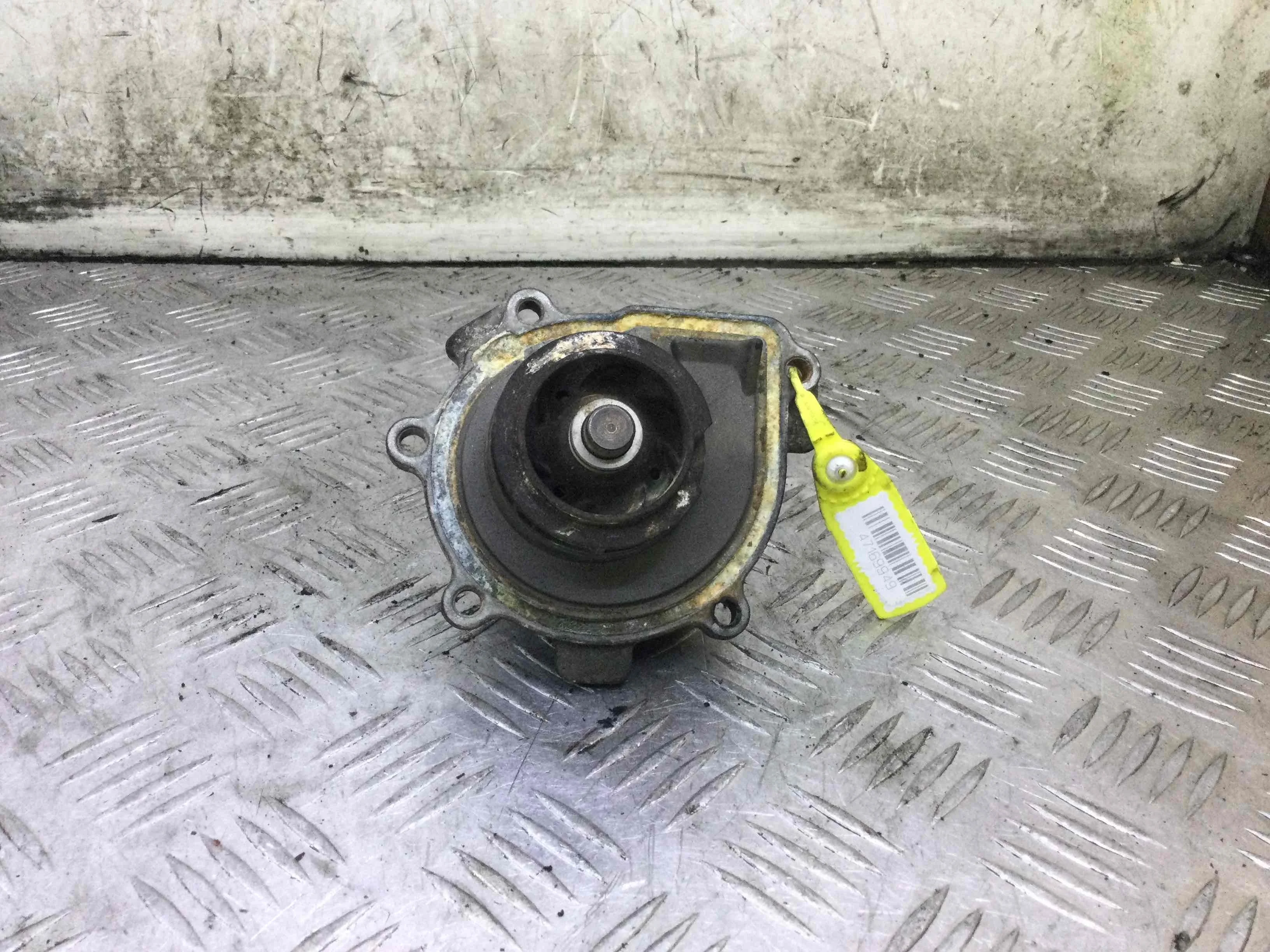 Помпа Opel Astra H 2004-2007 бензин 1.6 i Механика Седан