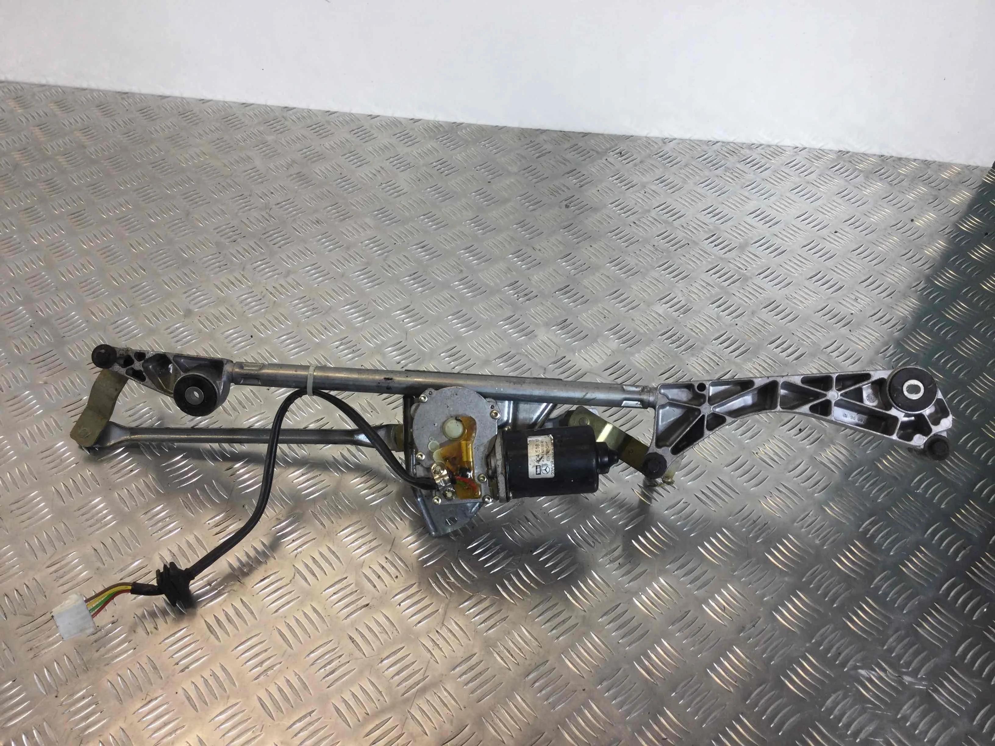 Механизм стеклоочистителя (трапеция дворников) Mercedes C-klasse W203/S203/CL203 (2000-2004) бензин 2.0 i Механика Седан