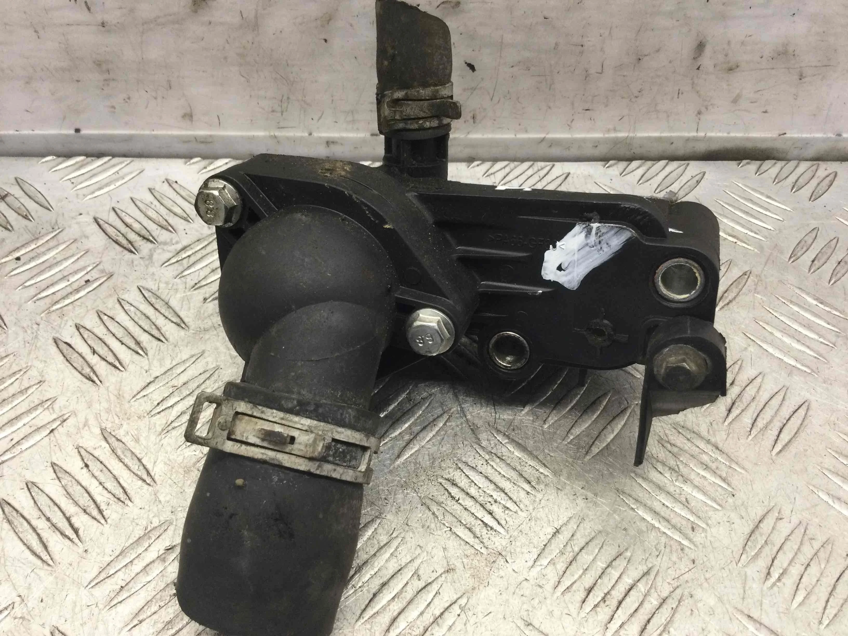 Корпус термостата Ford Focus 2 поколение (2005-2008) дизель 1.8 TDCi Механика Седан