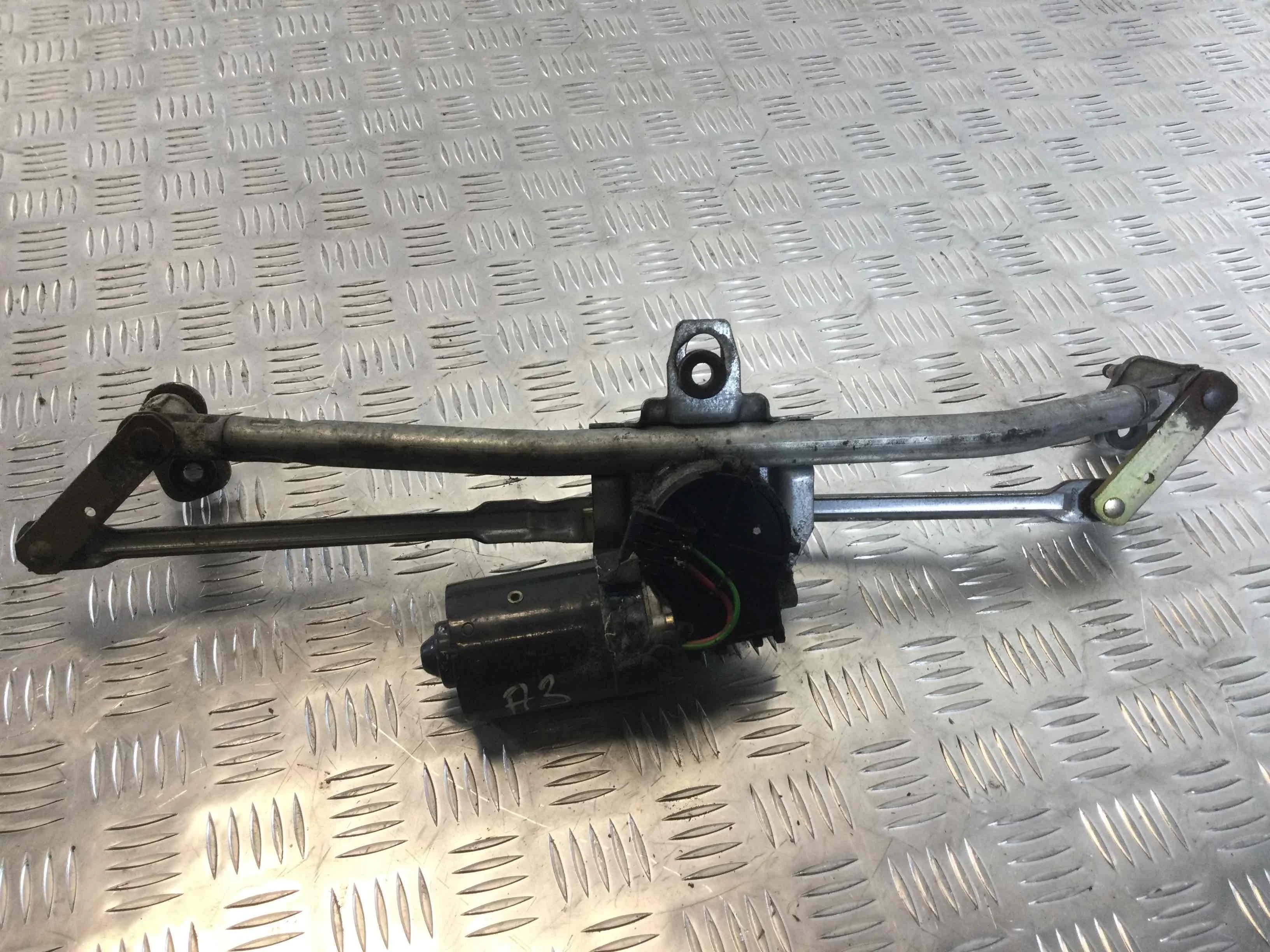 Механизм стеклоочистителя (трапеция дворников) Audi A3 8L (1996-2000) бензин 1.6  Механика Х/б