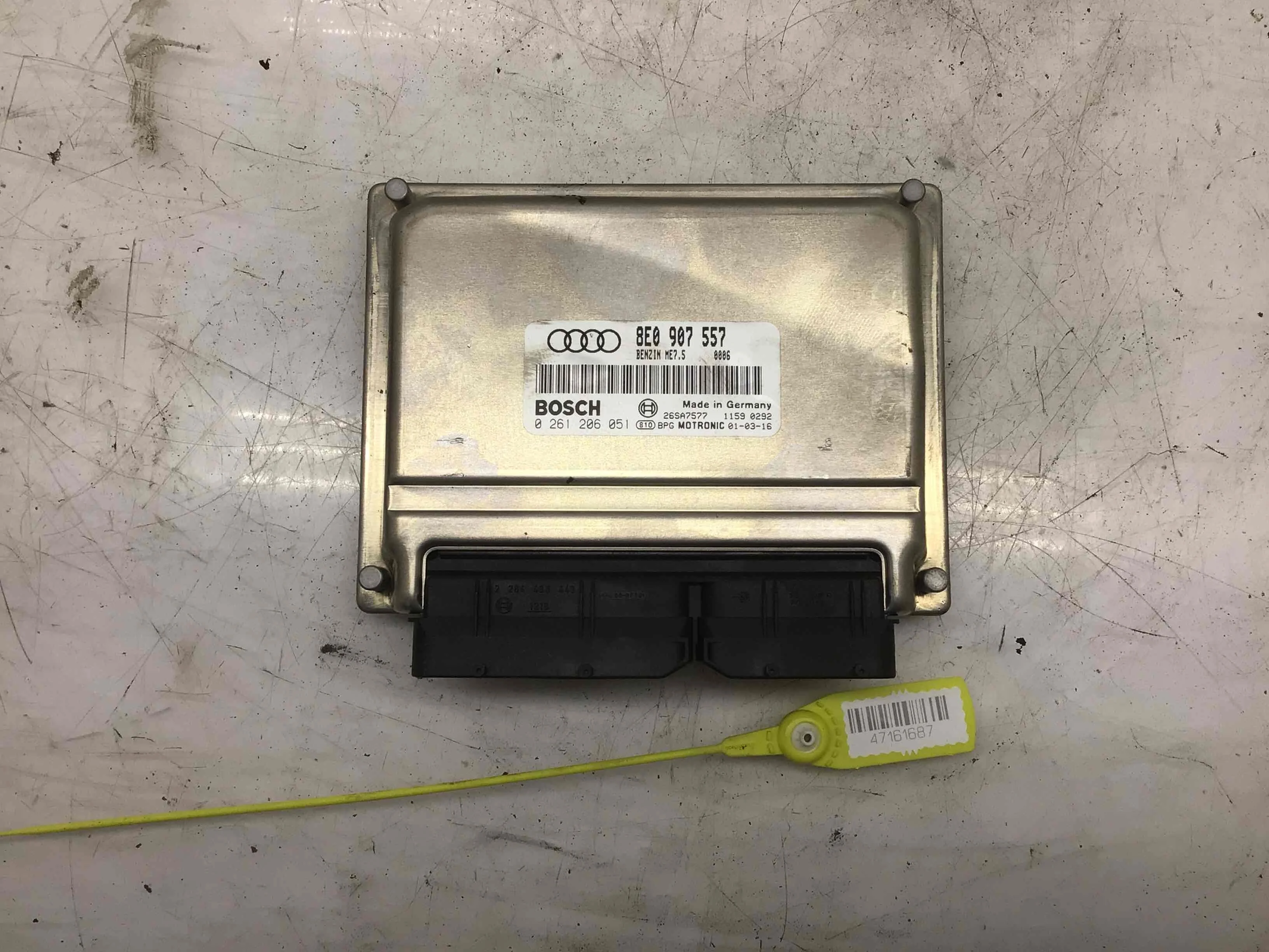 Блок управления двигателем Audi A4 B6 (2000-2005) бензин 2.0 i Механика Седан